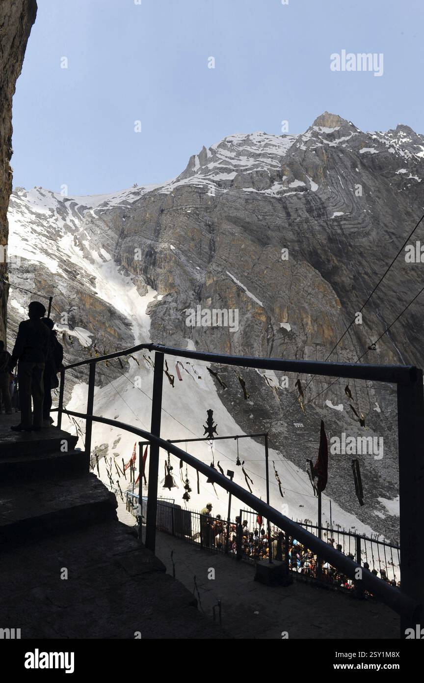 Santa grotta amarnath yatra, Jammu Kashmir, India, Asia Foto Stock