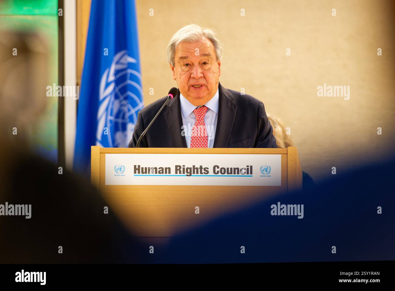 Ginevra, Svizzera - 24 febbraio 2025: Il Segretario generale delle Nazioni Unite Antonio Guterres si presenta alla 58a sessione del Consiglio per i diritti umani alle Nazioni Unite Foto Stock