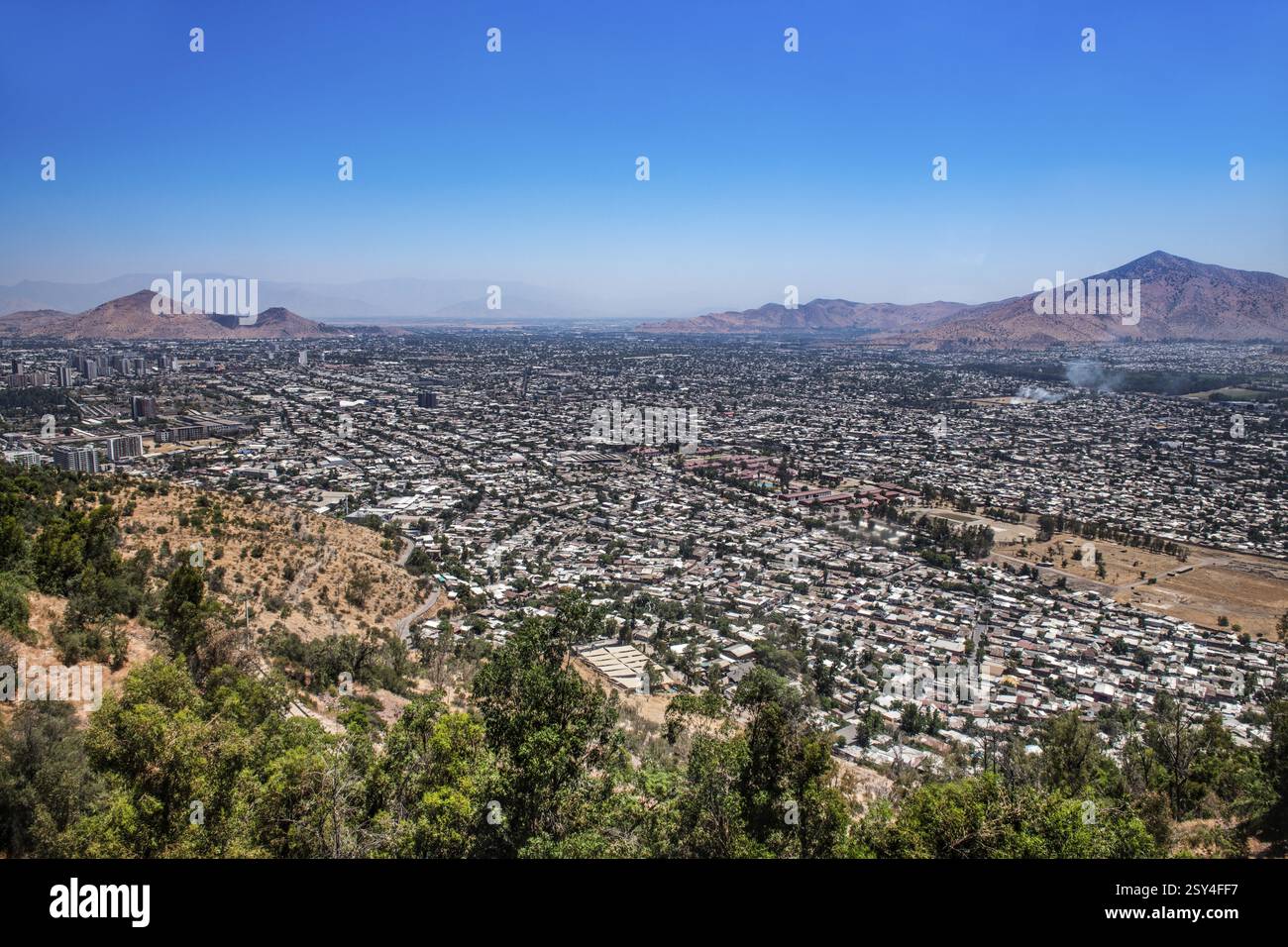 Vista da Cerro San Cristobal su Santiago del Cile, Cile, Sud America Foto Stock