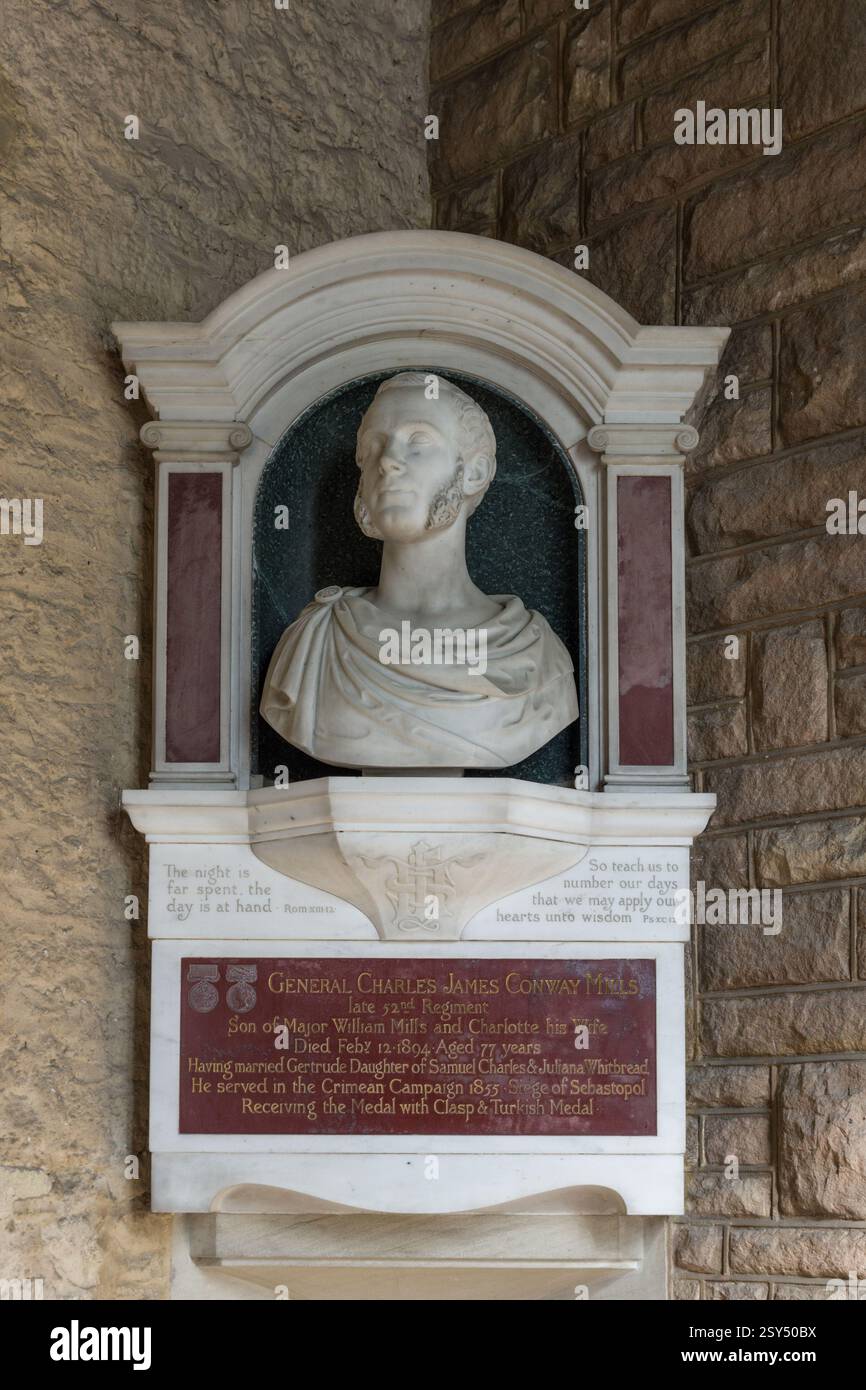 Monumento a Charles James Conway Mills, chiesa di St Mary the Virgin, Cardington Village, Bedfordshire, Regno Unito Foto Stock