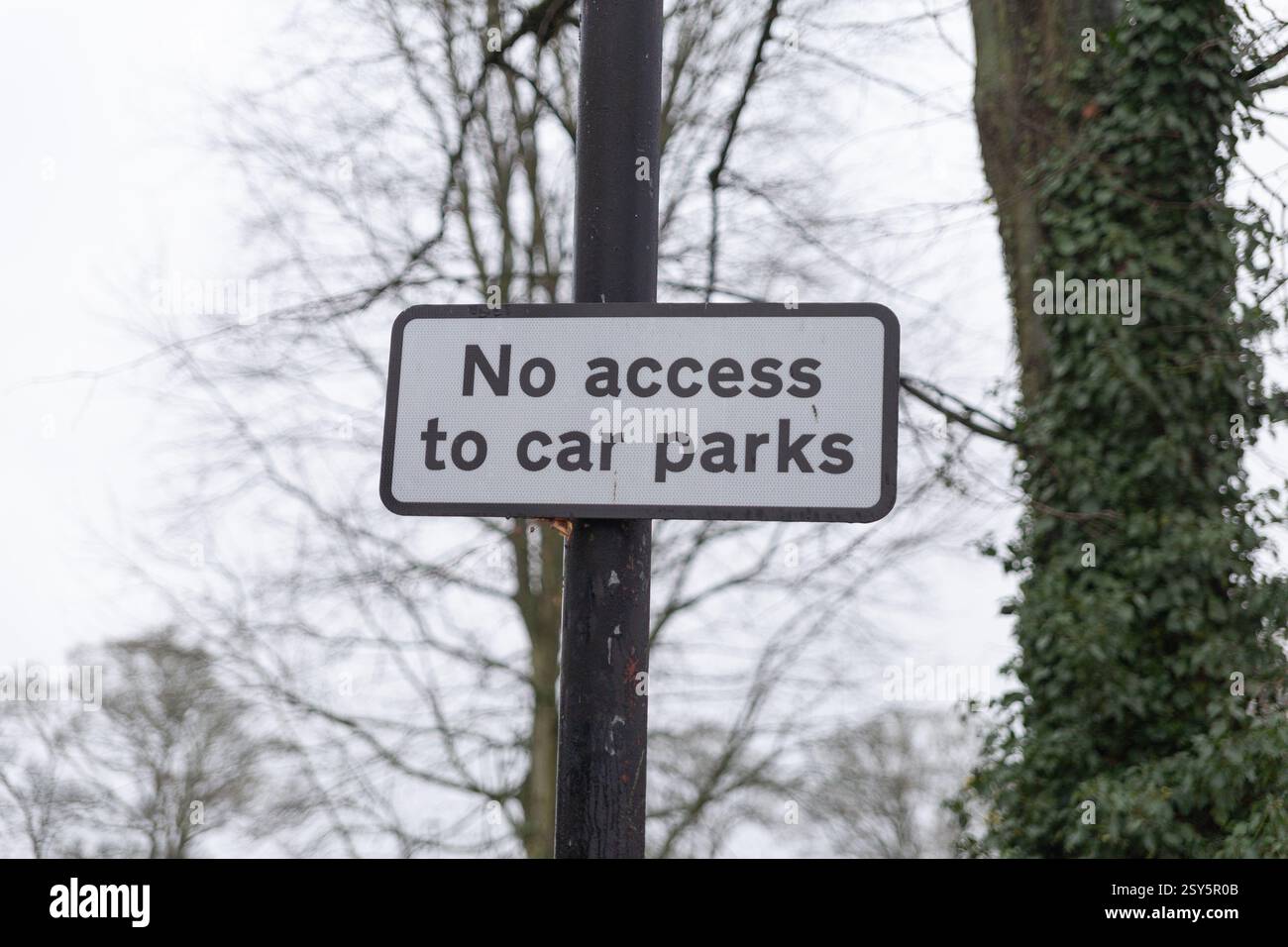 nessun accesso al cartello dei parcheggi. Foto Stock