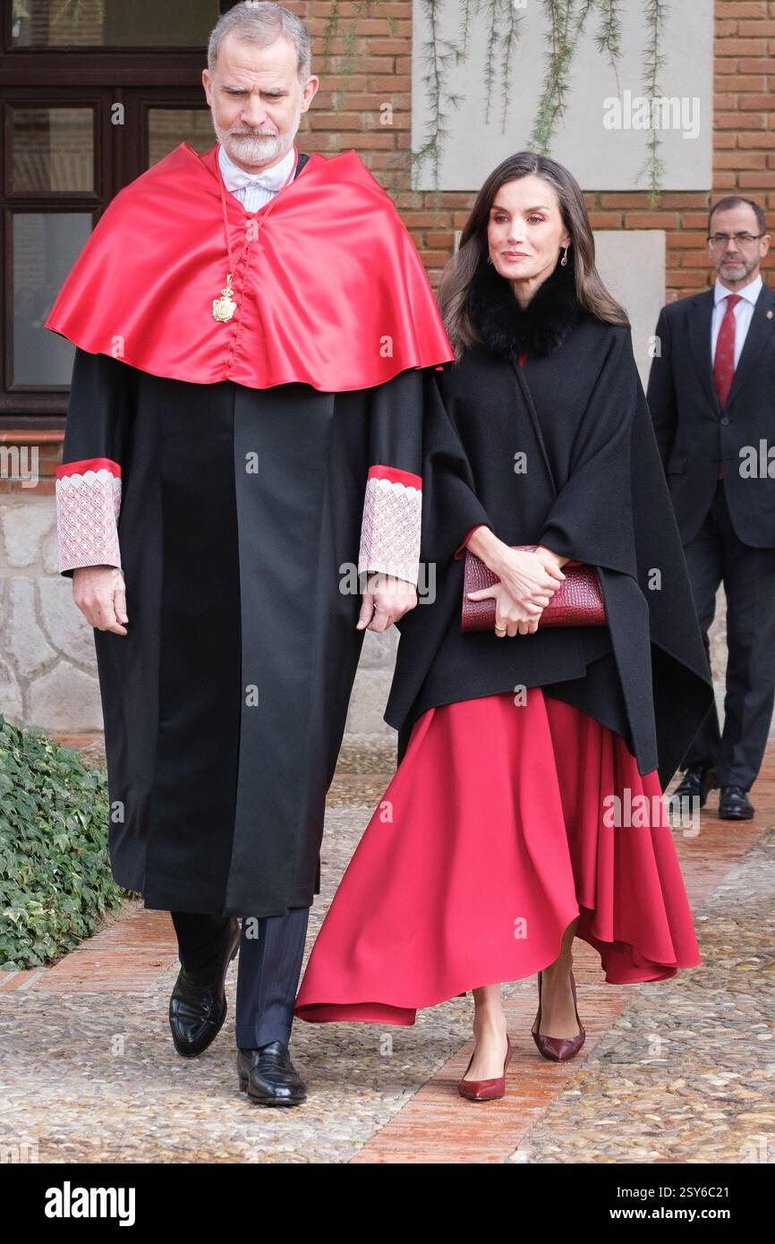 Re Filippo di Spagna e la regina Letizia durante alla cerimonia di investitura come Dottore onoris causa da parte dell'Università di Alcala, il 27 febbraio 20 Foto Stock