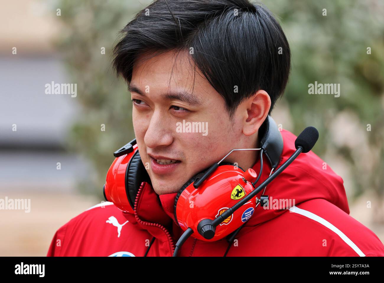 Sakhir, Bahrein. 27 febbraio 2025. Autista Zhou Guanyu (CHN) Ferrari Reserve. 27.02.2025. Formula 1 test, Sakhir, Bahrein, giorno due. Crediti: James Moy/Alamy Live News Foto Stock