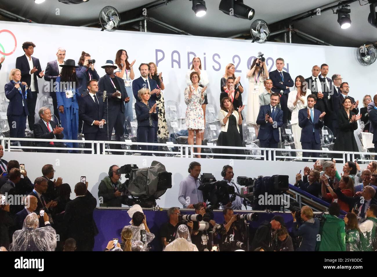 26 luglio 2024 - Parigi, Francia: Emmanuel Macron dichiara aperte le Olimpiadi di Parigi 2024 durante la cerimonia di apertura (foto di Mickael Chavet) Foto Stock