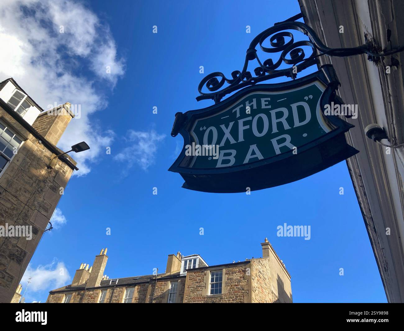 Il bar di Oxford, Young Street, Edimburgo, Scozia - Immagine stock catturata con smartphone