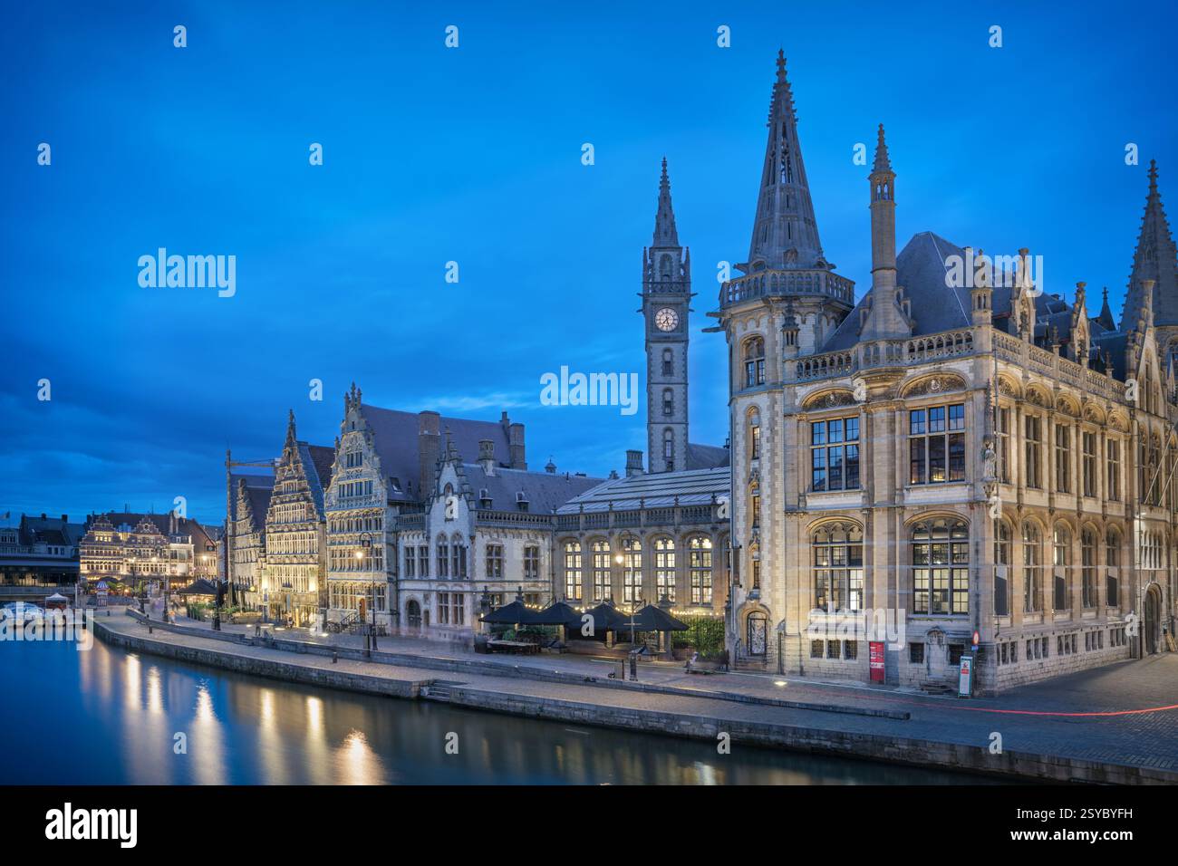 Foto del Korenlei, Gand, Belgio, scattata il 7 ottobre 2024. Foto Stock