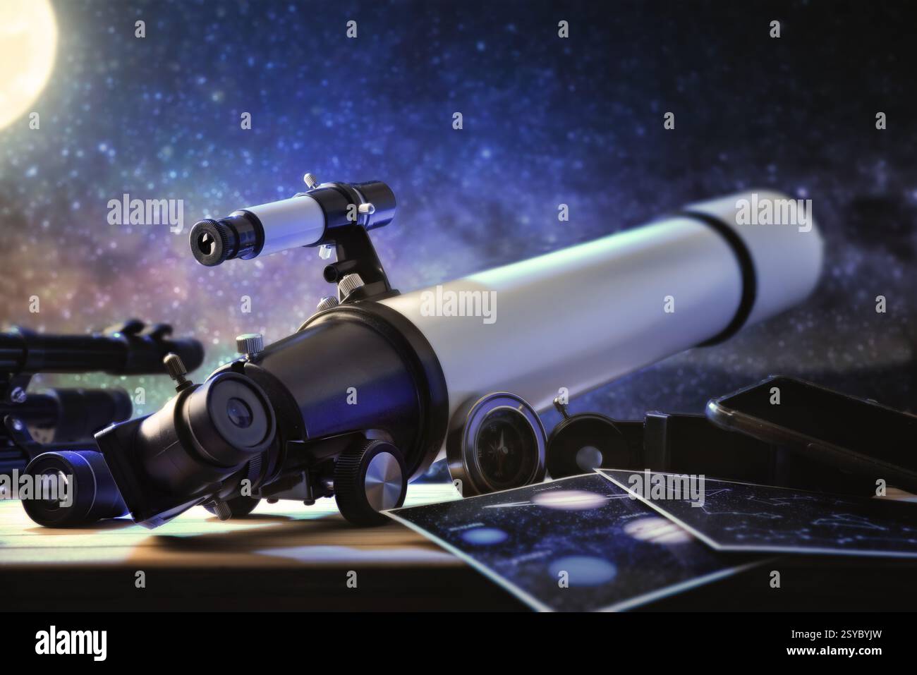 Telescopio bianco su un tavolo di legno con attrezzi che puntano verso un cielo stellato di notte. Vista posteriore. Foto Stock