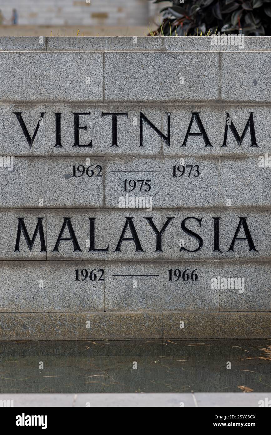 Iscrizioni di guerra del Vietnam e della Malesia al memoriale di guerra di Melbourne Foto Stock