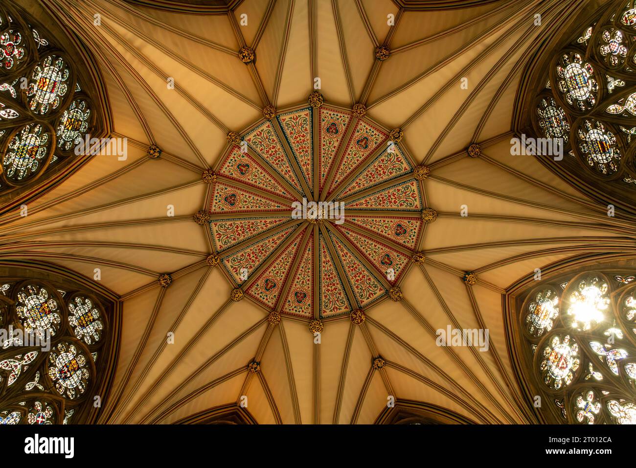 Il soffitto della York Minster Chapter House, York, North Yorkshire, Inghilterra, Regno Unito. Foto Stock