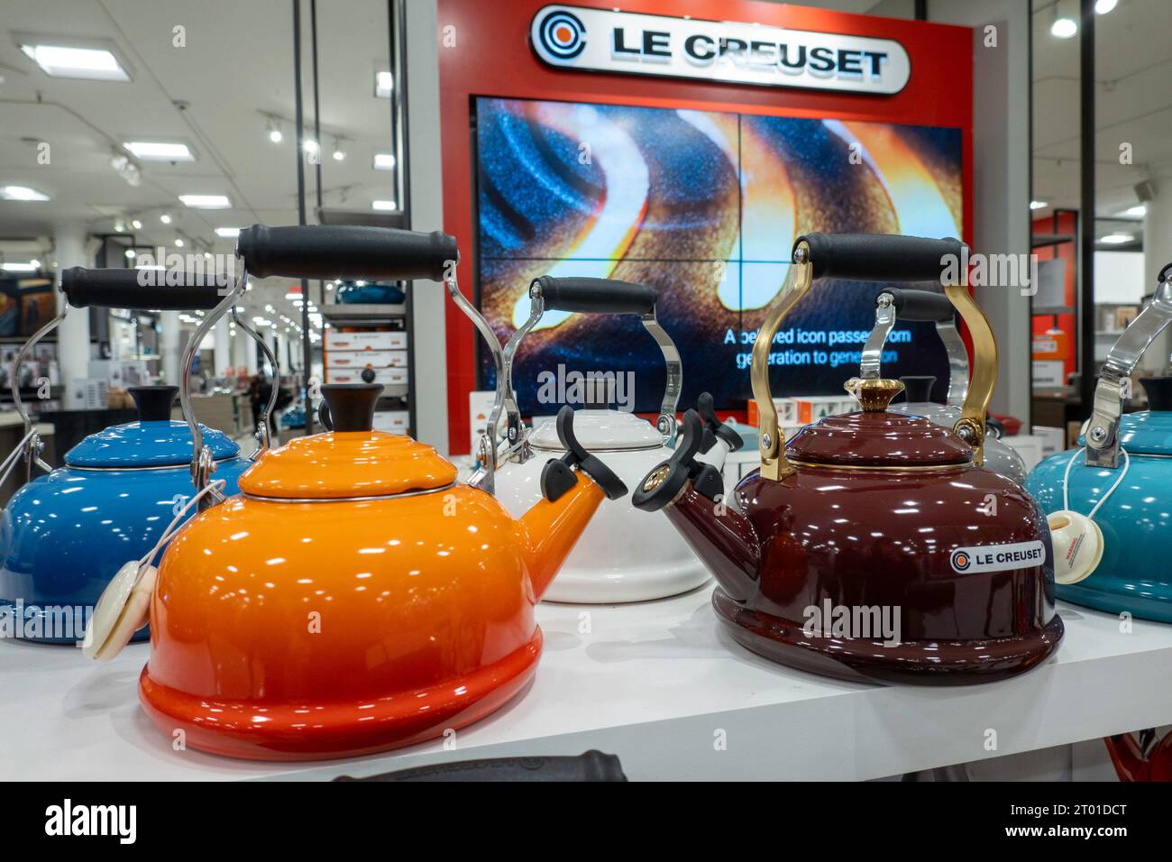 Il grande magazzino Macy's di Herald Square offre un'ampia gamma di articoli, 2023, New York City, USA Foto Stock