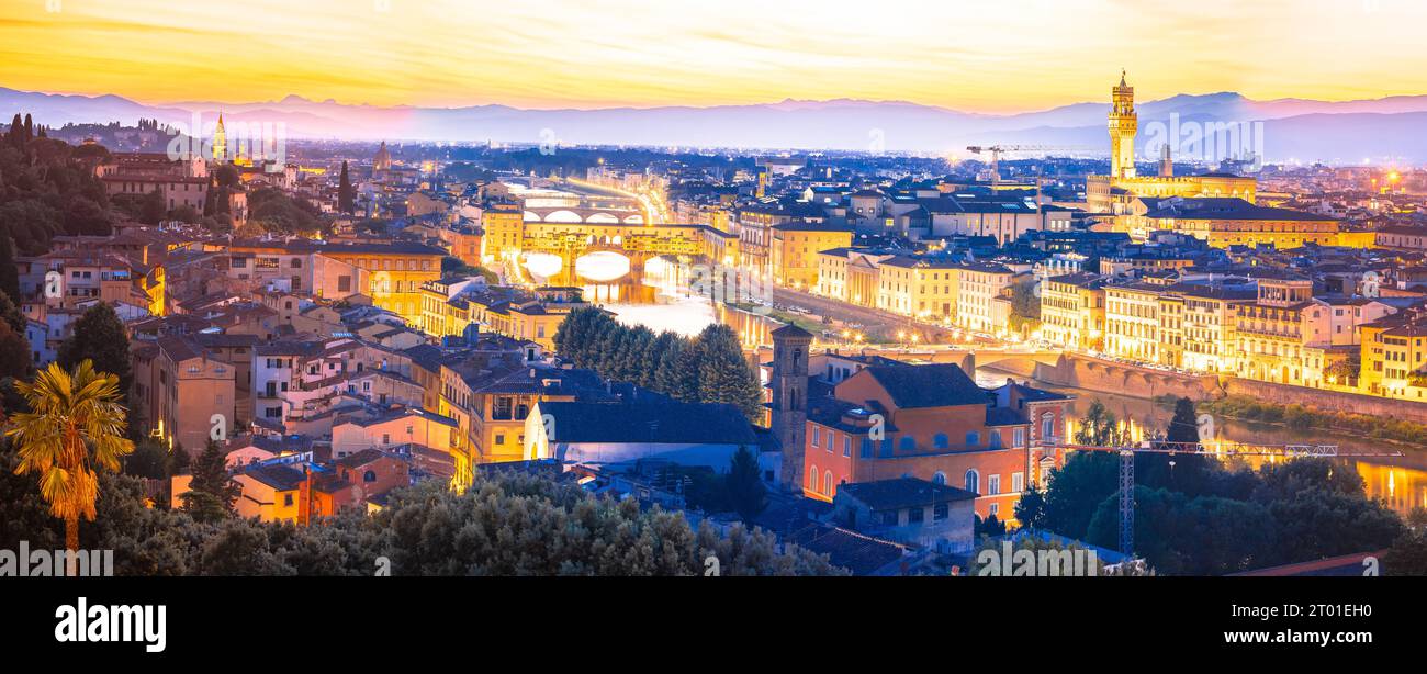 Firenze paesaggio panoramico vista serale, Regione Toscana Italia Foto Stock