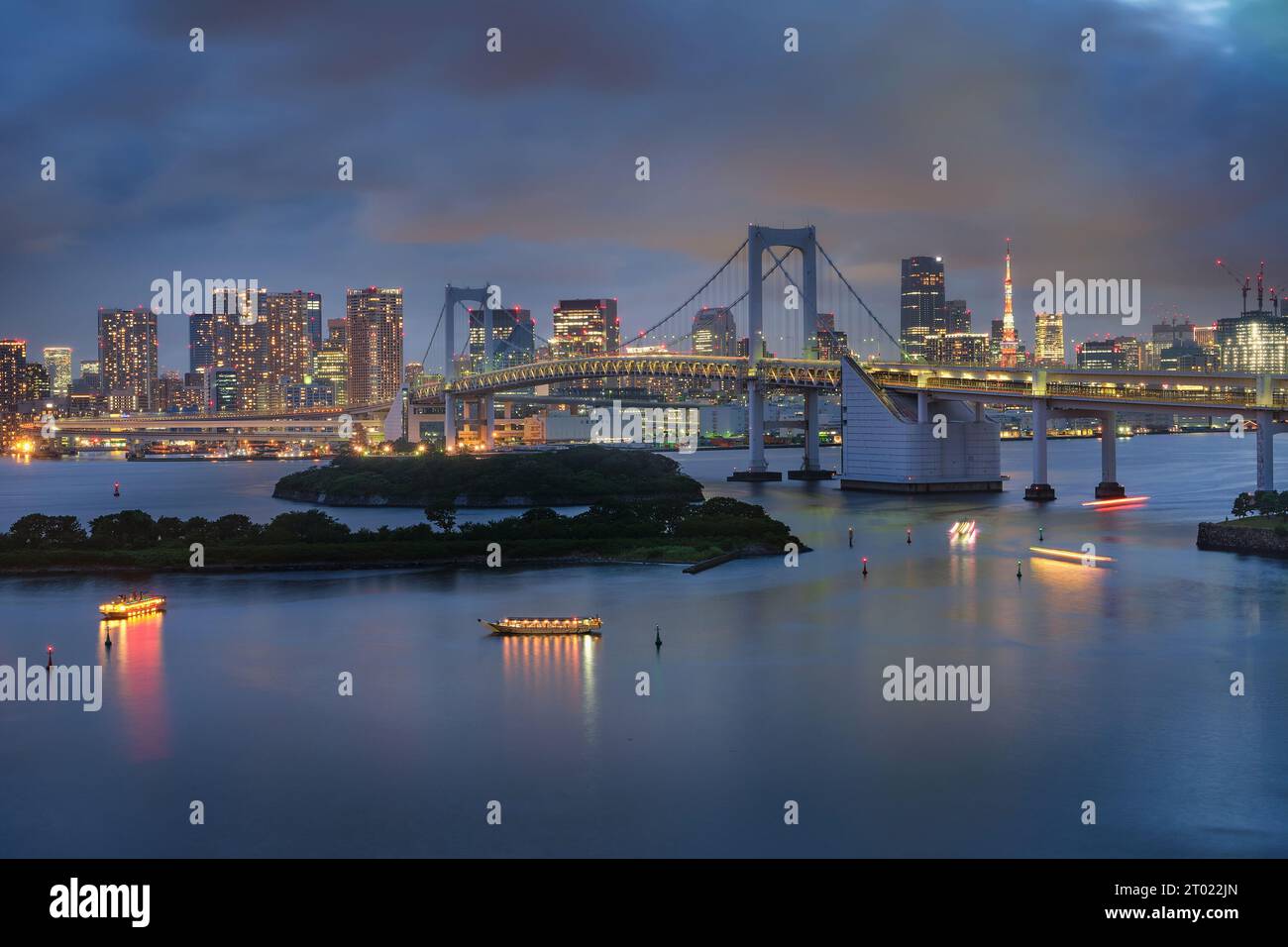 Rainbow Bridge a Odaiba, Tokyo, Giappone Foto Stock