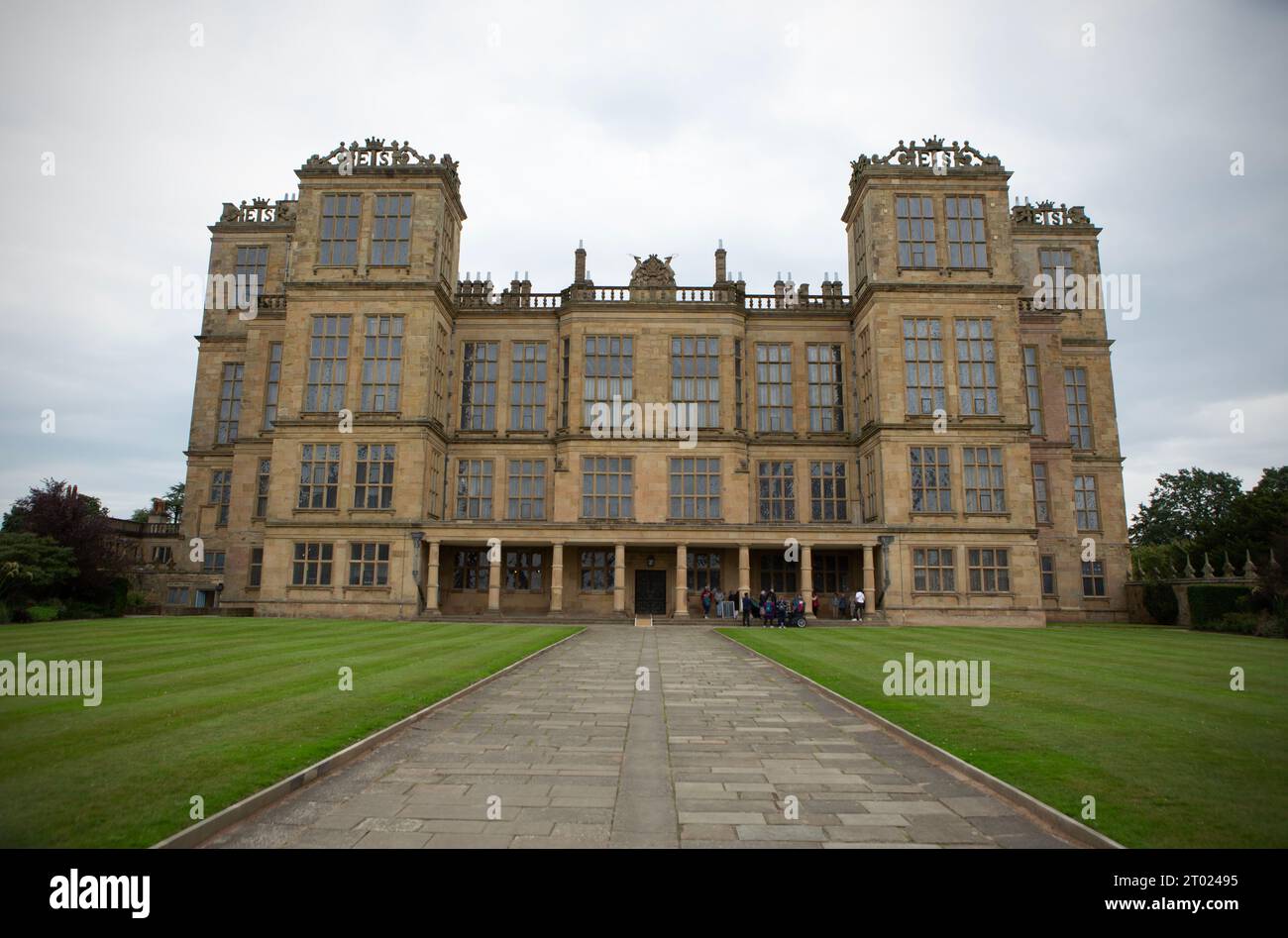 Hardwick Hall nel Derbyshire, dove il National Trust sta svelando una serie di arazzi del XVI secolo. E' il conser piu' lungo del National Trust Foto Stock