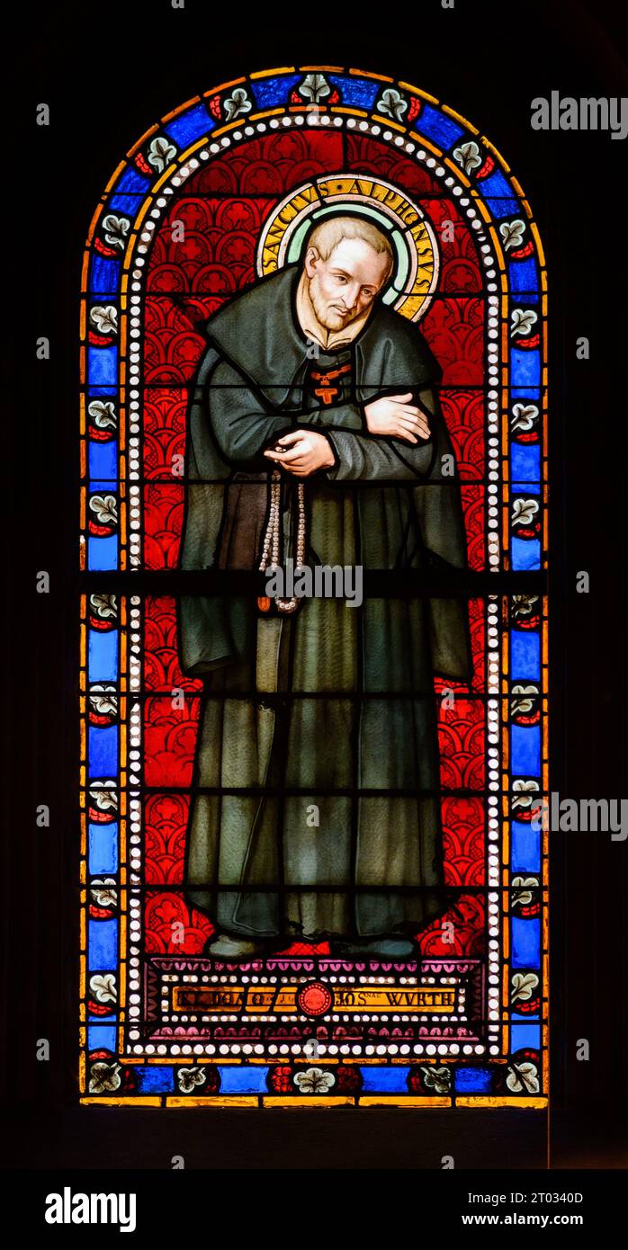 Sant'Alfonso Maria de Liguori (o semplicemente Alfonso Liguori). Una vetrata nella chiesa di Sant'Alfonso Liguori, Lussemburgo, Lussemburgo. Foto Stock