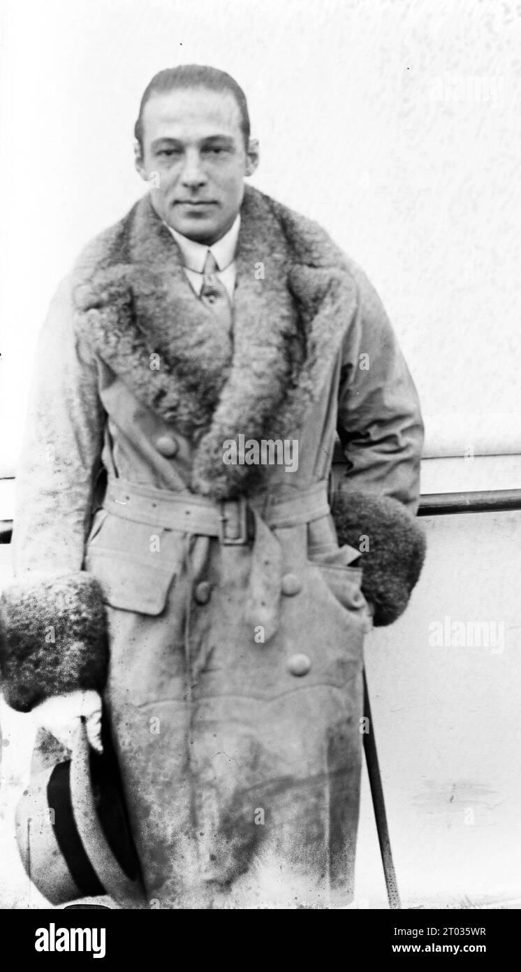 Rodolfo Valentino, Rodolfo Pietro Filiberto Raffaello Guglielmi di Valentina d'Antonguella (1895 – 1926), attore italiano Foto Stock