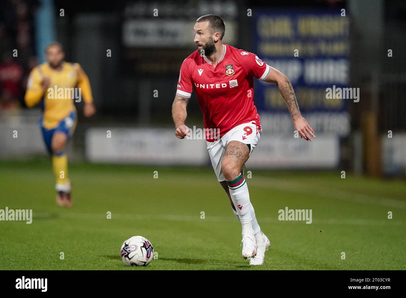 Mansfield, Regno Unito. 3 ottobre 2023. Wrexham attaccante Ollie Palmer (9) durante la partita Mansfield Town FC vs Wrexham AFC Sky bet EFL League Two al One Call Stadium, Mansfield, Regno Unito il 3 ottobre 2023 Credit: Every Second Media/Alamy Live News Foto Stock