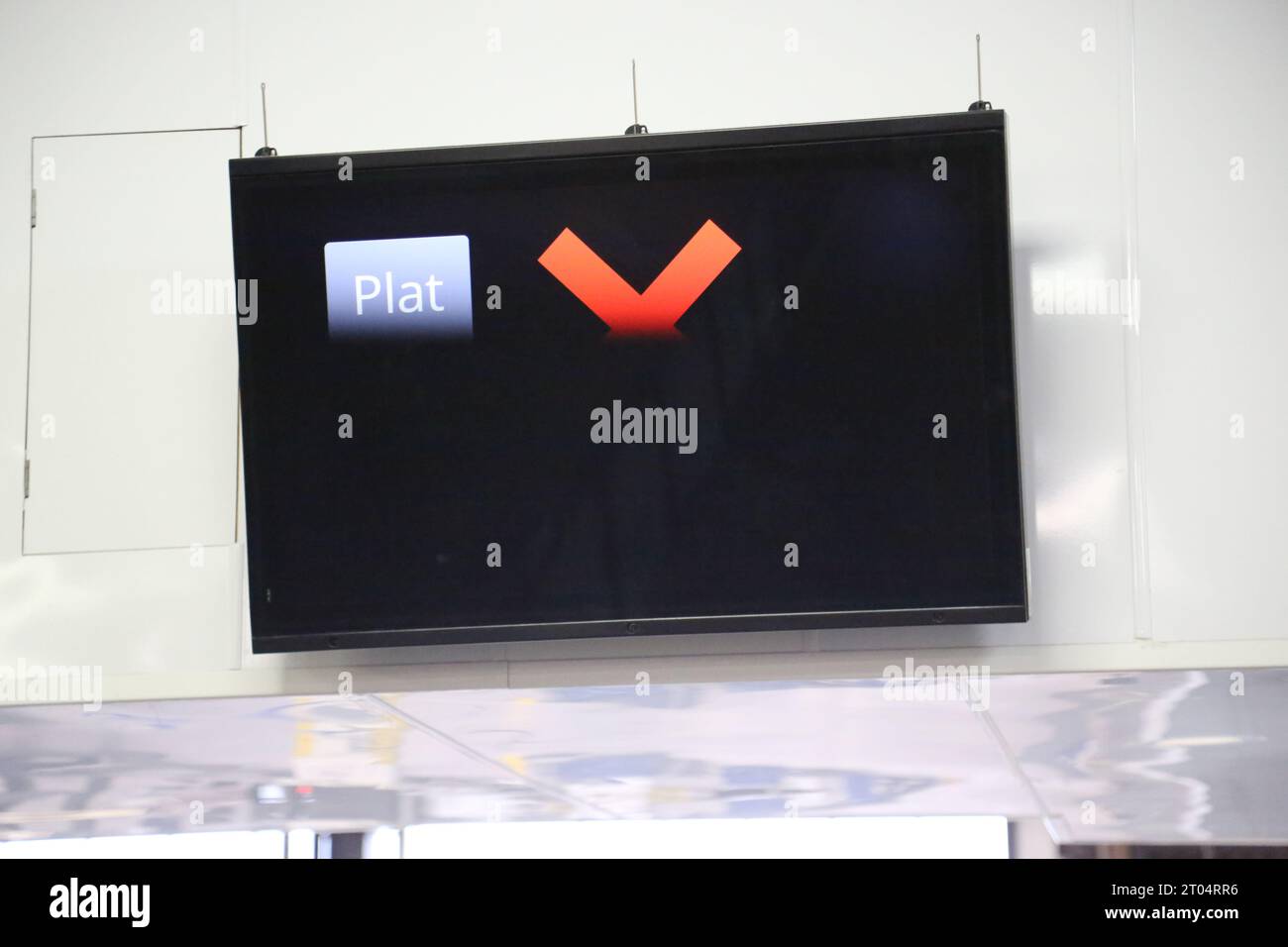 Londra, Regno Unito. 4 ottobre 2023. La stazione di Euston è spaventosamente deserta il giorno in cui il sindacato ha chiesto lo sciopero. Crediti: Uwe Deffner/Alamy Live News Foto Stock