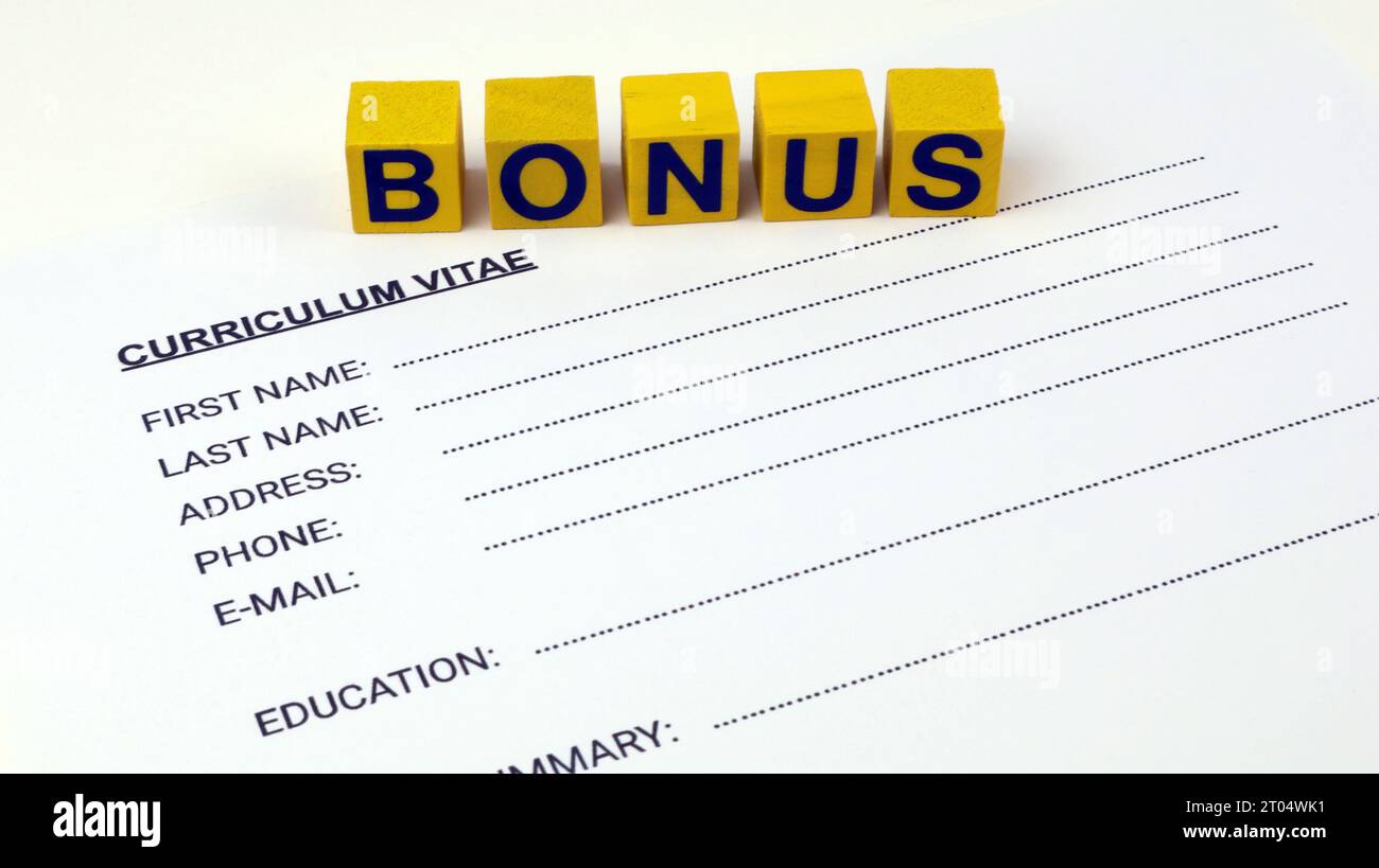 Curriculum Vitae un curriculum vitae vuoto forma Un curriculum vitae vuoto con BONUS scritto. Foto Stock