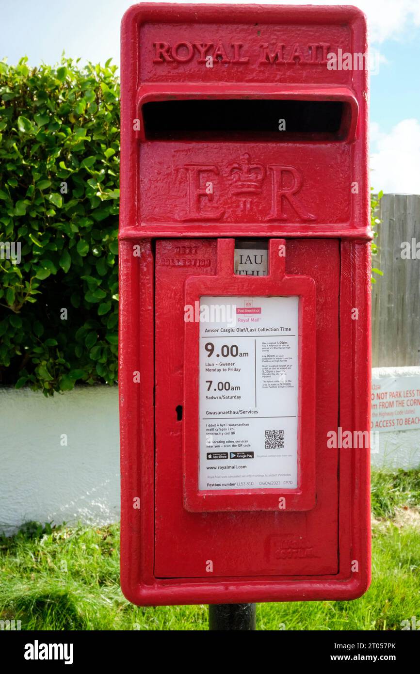 Ufficio postale di Welsh Language, Llyn Peninsula, Galles del Nord, Regno Unito Foto Stock