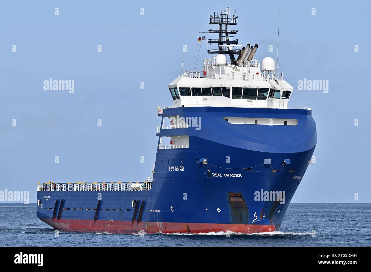 OPERATORE COMMERCIALE DI forniture in mare aperto presso il fiordo di Kiel Foto Stock