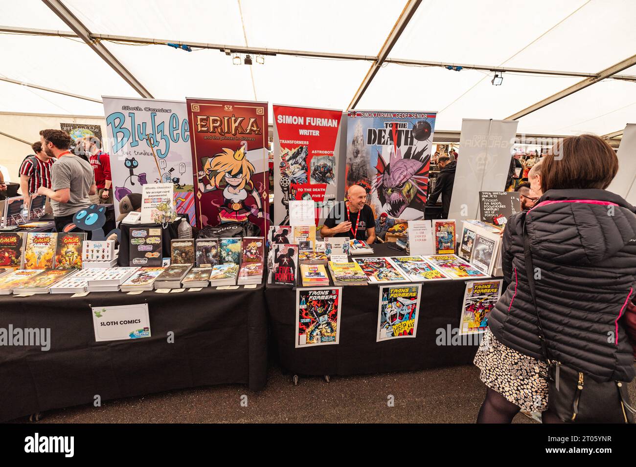 The Lakes International Comic Art Festival 29 settembre - 1 ottobre Bowness su Windermere Cumbria UK Lakeside Comics Marketplace Foto Stock