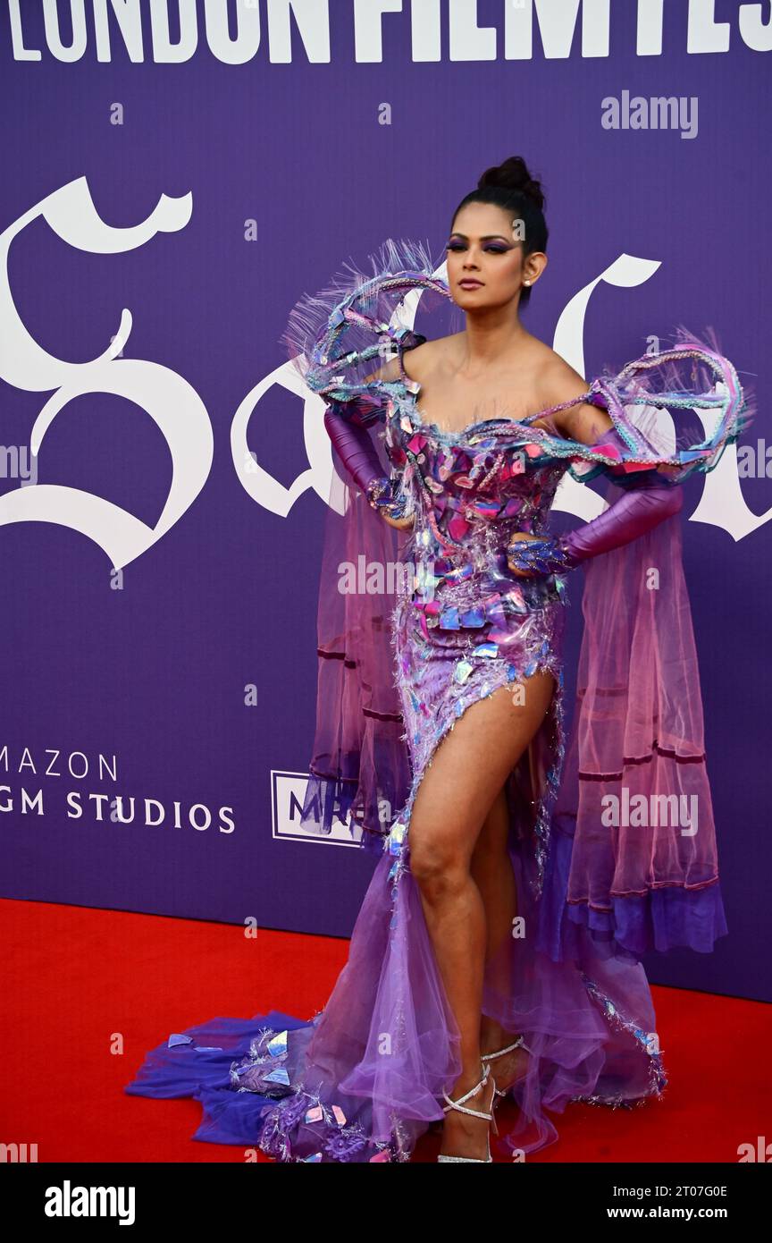 Royal Festival Hall, Londra, Regno Unito. 2 ottobre 2023. BFI 2023: Maksuda Akhter partecipa al Saltburn - Opening Night Gala, Londra, Regno Unito. Credito: Vedere li/Picture Capital/Alamy Live News Foto Stock