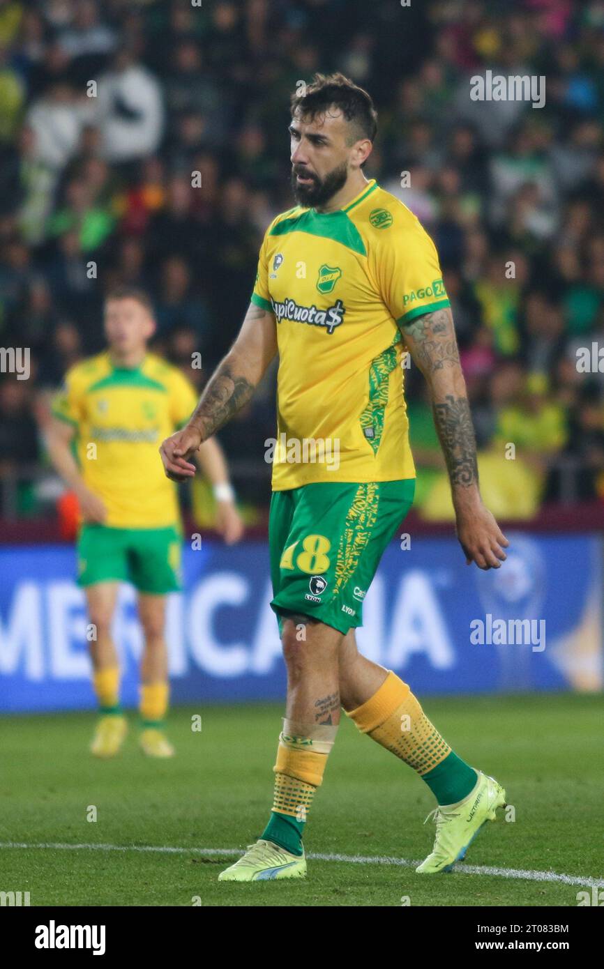 Buenos Aires, Argentina. 5 ottobre 2023. Lucas Pratto di Defensa y Justicia durante una partita di semifinale della CONMEBOL Sudamericana Cup allo stadio Ciudad de Lanús ( Credit: Néstor J. Beremblum/Alamy Live News Foto Stock