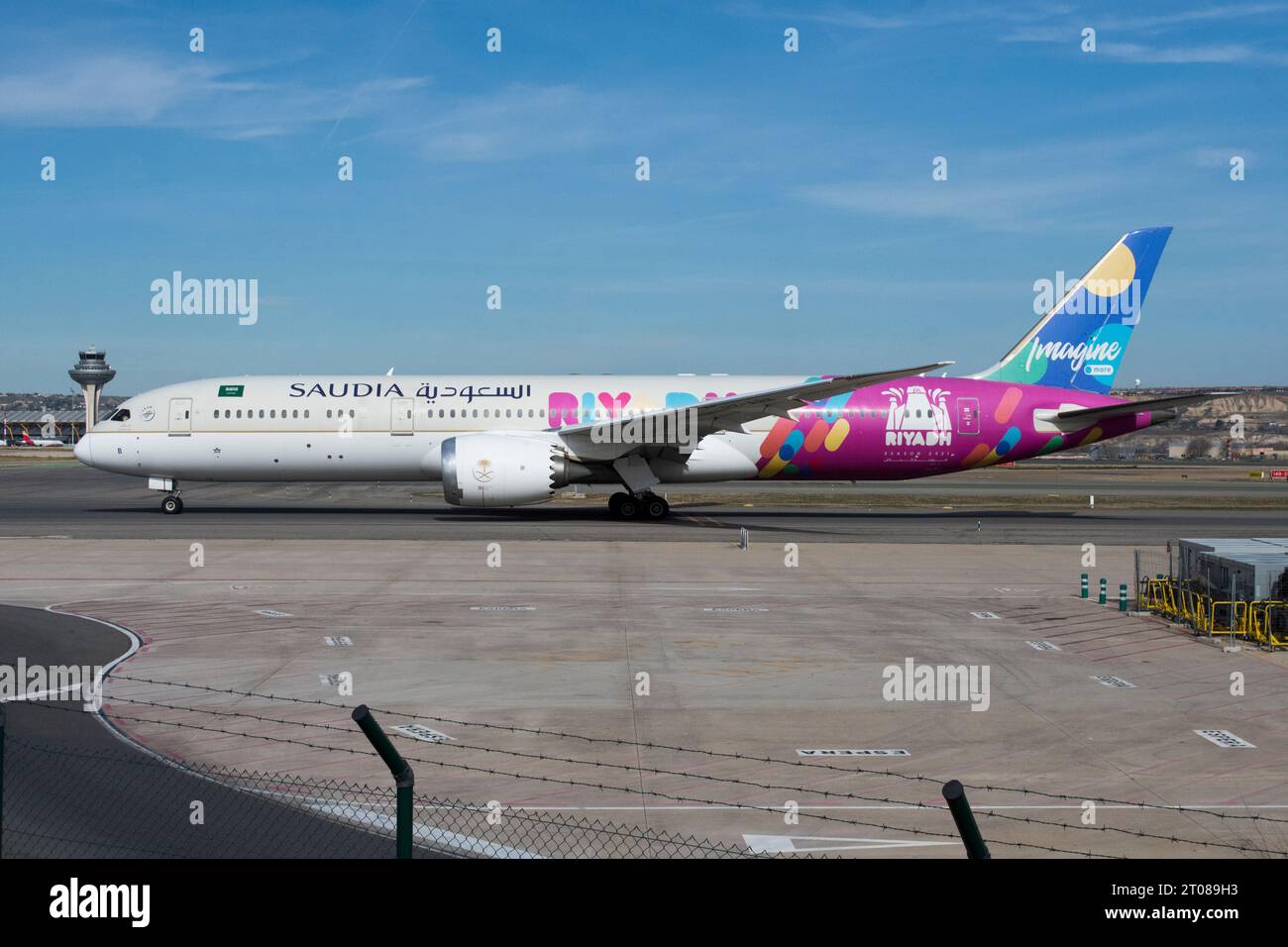 Avión de Línea Boeing 787 de la aerolínea Saudia Foto Stock