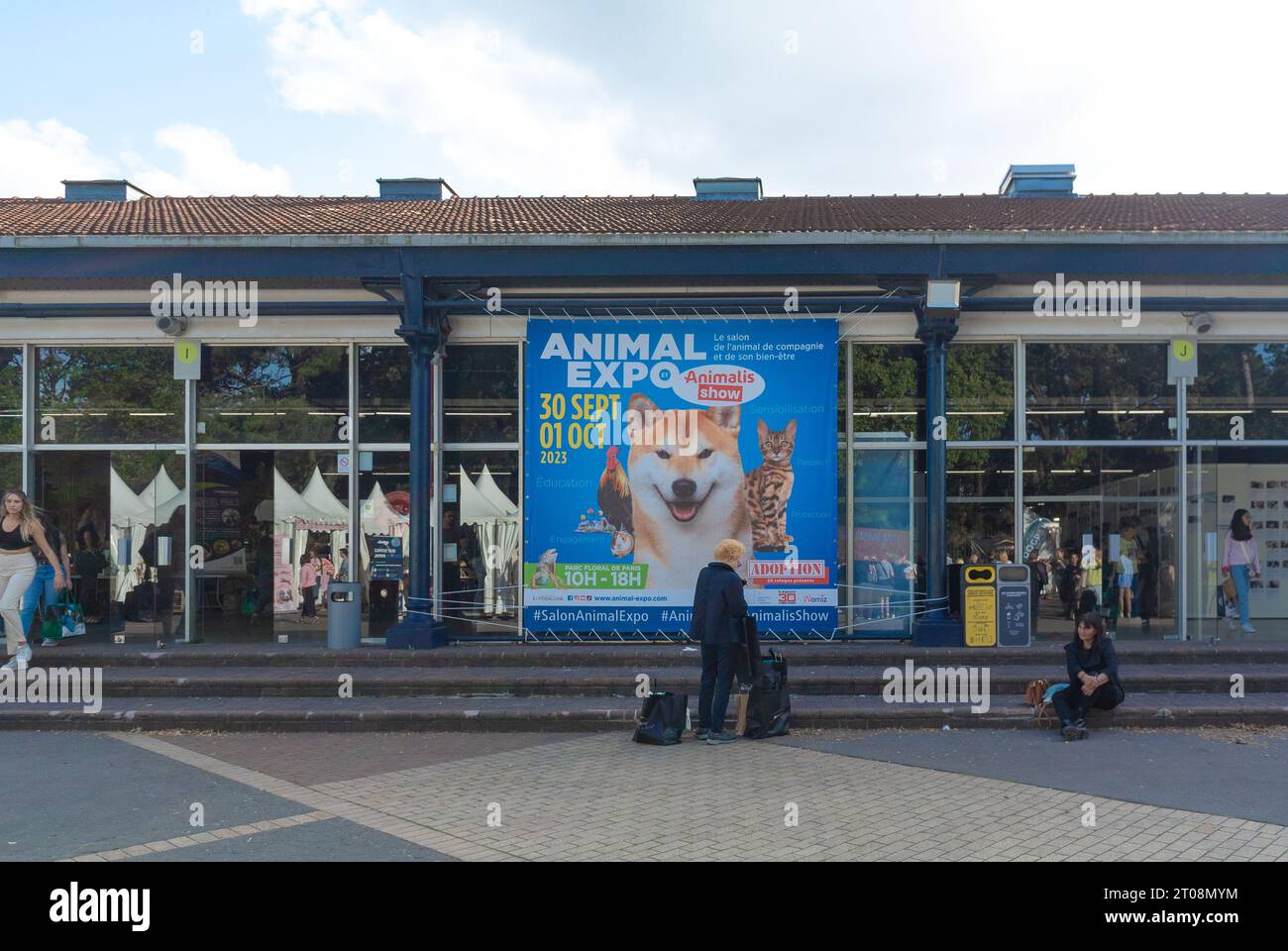 Parigi, Francia, l'ingresso dell'Animal Expo al Park Floral de paris è il salone per allevatori, marchi legati agli animali e aziende Foto Stock