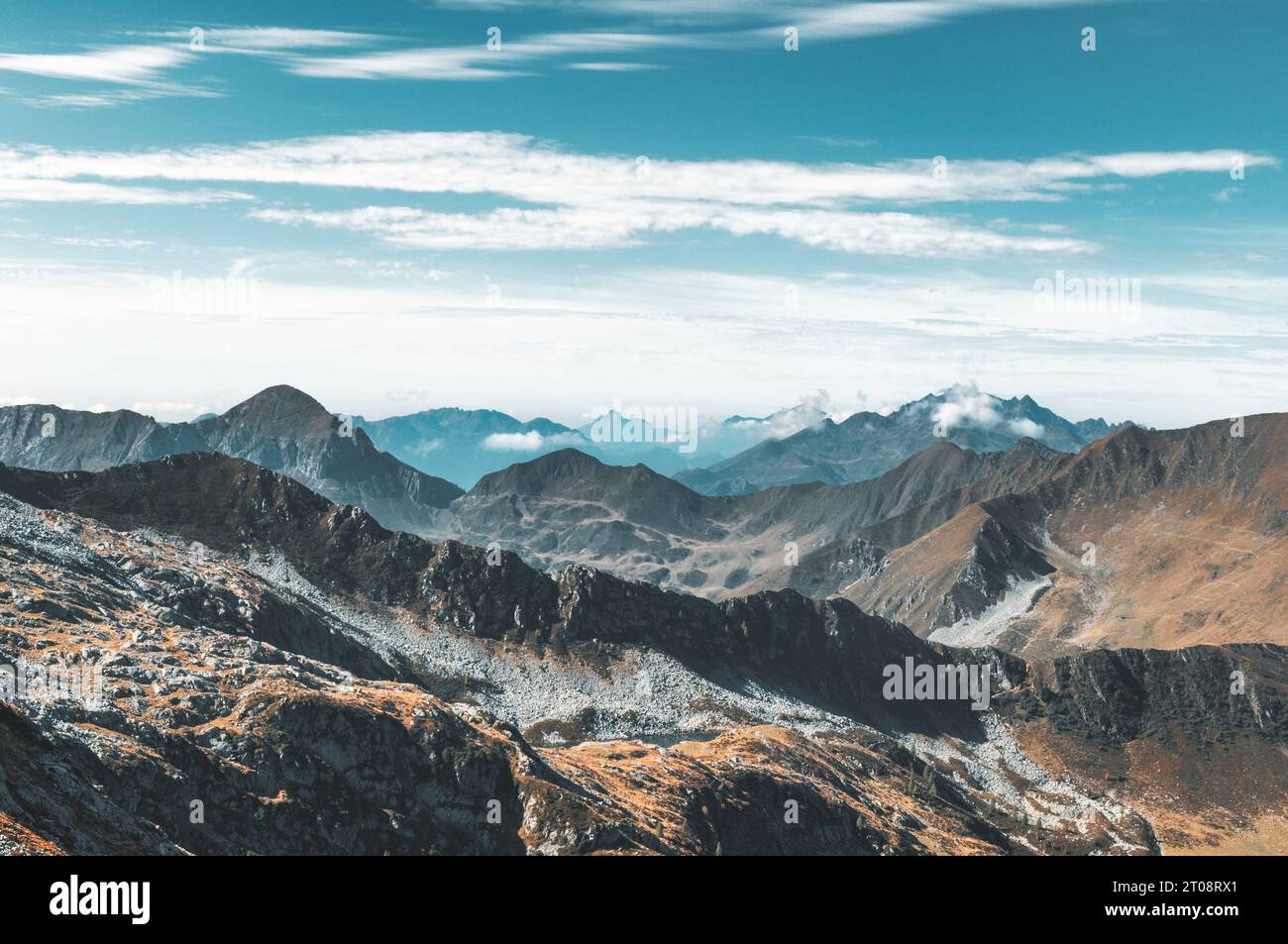 Paesaggio alpino orizzontale asciutto Foto Stock