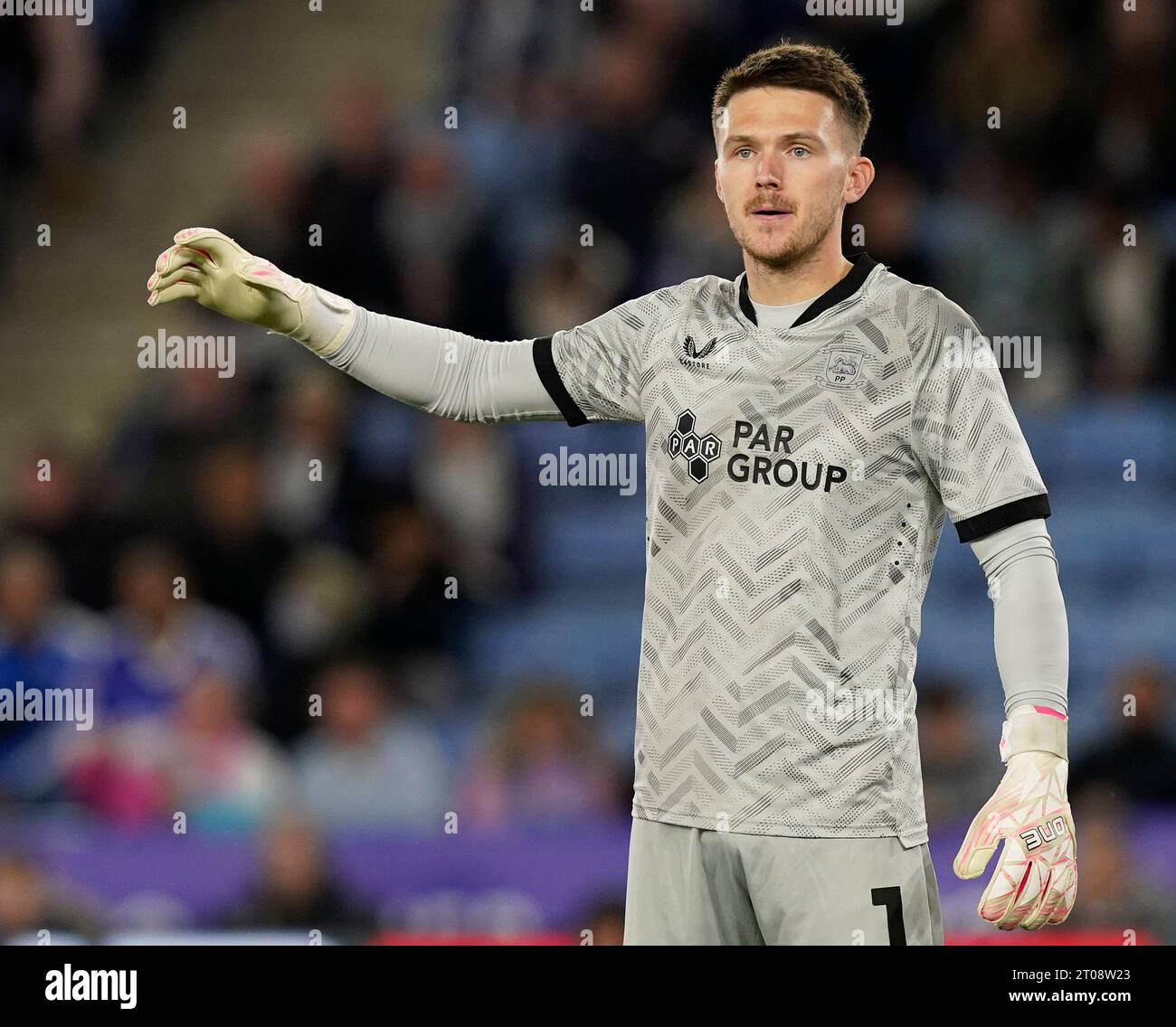 Leicester, Regno Unito. 4 ottobre 2023. Freddie Woodman di Preston North End durante la partita per il campionato Sky Bet al King Power Stadium di Leicester. Il credito fotografico dovrebbe leggere: Andrew Yates/Sportimage Credit: Sportimage Ltd/Alamy Live News Foto Stock