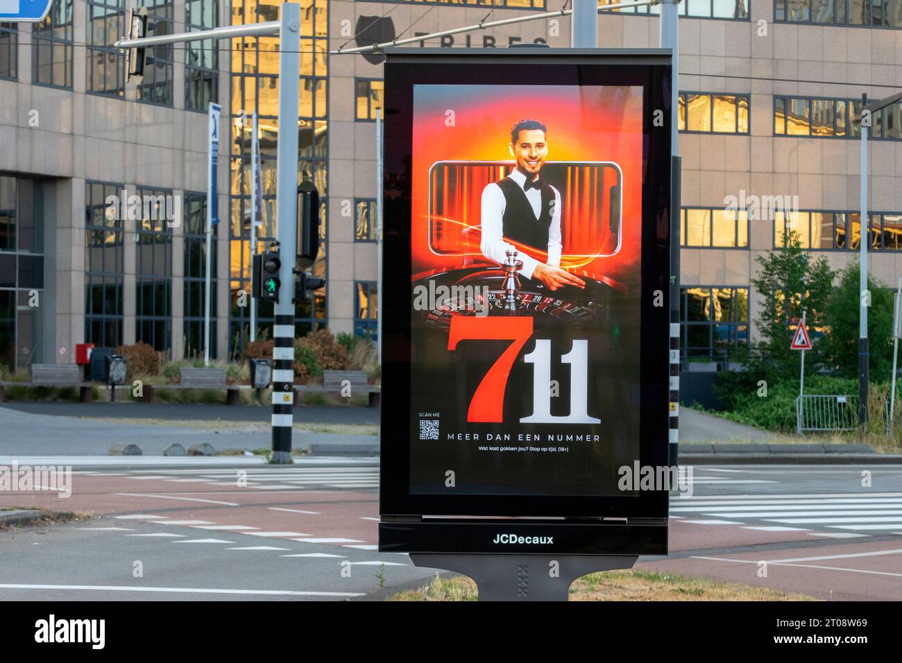 Billboard 711 Casino ad Amsterdam Paesi Bassi 24-6-2023 Foto Stock