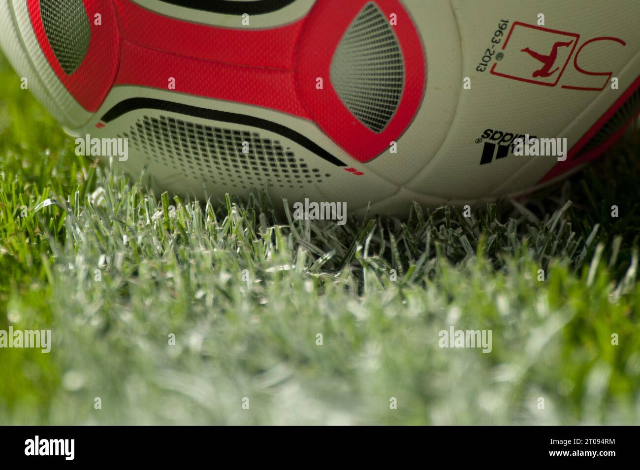 Rasen, Ball Fußball Bundesliga Eintracht Francoforte - VFL Wolfsburg 2:2 a Francoforte, Deutschland AM 18.05.2013 Foto Stock