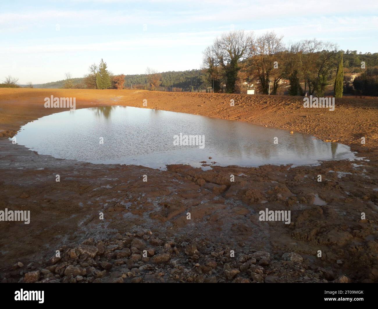 Costruzione di laghetti per la progettazione di giardini acquatici stagno e paesaggio naturale credito: Imago/Alamy Live News Foto Stock
