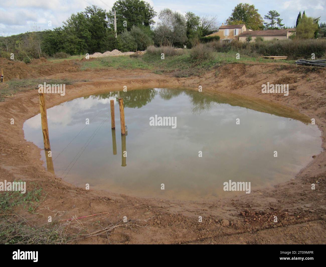 Costruzione di laghetti per la progettazione di giardini acquatici stagno e paesaggio naturale credito: Imago/Alamy Live News Foto Stock
