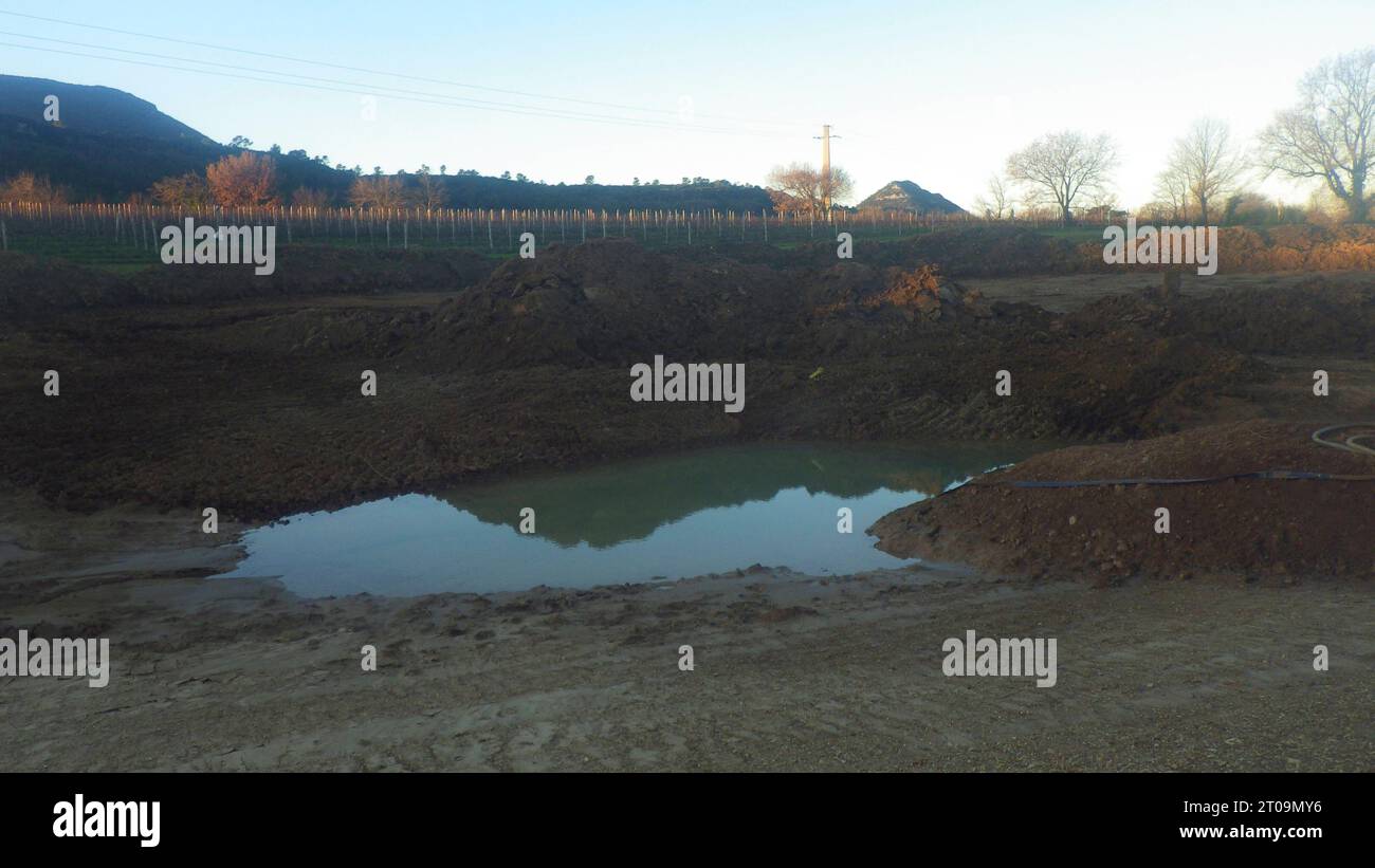 Costruzione di laghetti per la progettazione di giardini acquatici stagno e paesaggio naturale credito: Imago/Alamy Live News Foto Stock