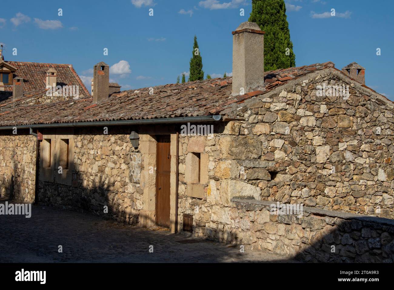Calles y casas de Pedraza, Segovia Foto Stock