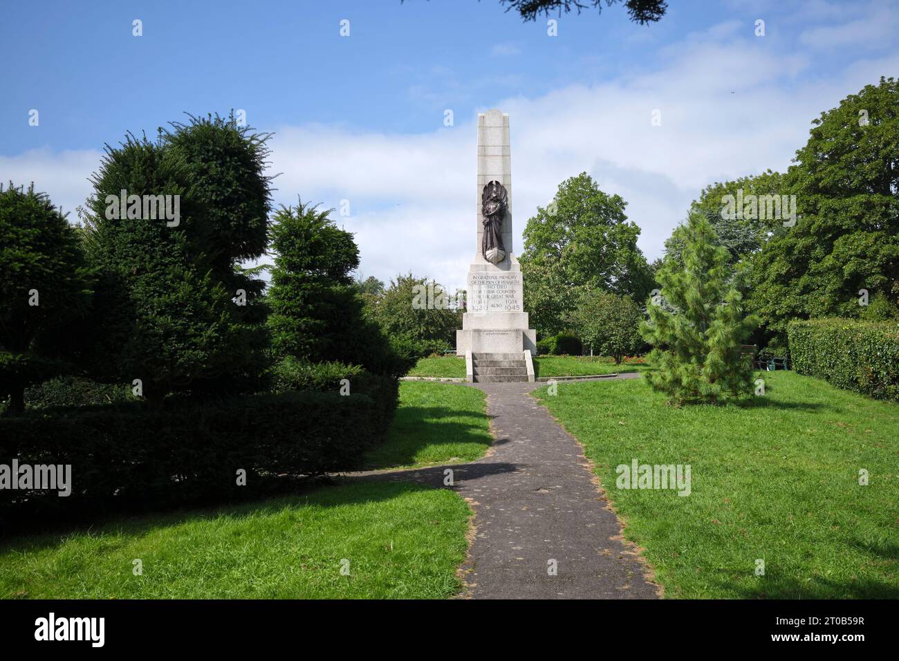 War Memorial all'Alexandra Gardens Park di Penarth, Galles del Sud, Regno Unito Foto Stock