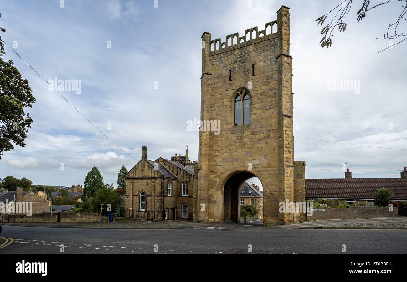 Pottergate Tower ad Alnwick, Northumberland, Regno Unito, il 26 settembre 2023 Foto Stock