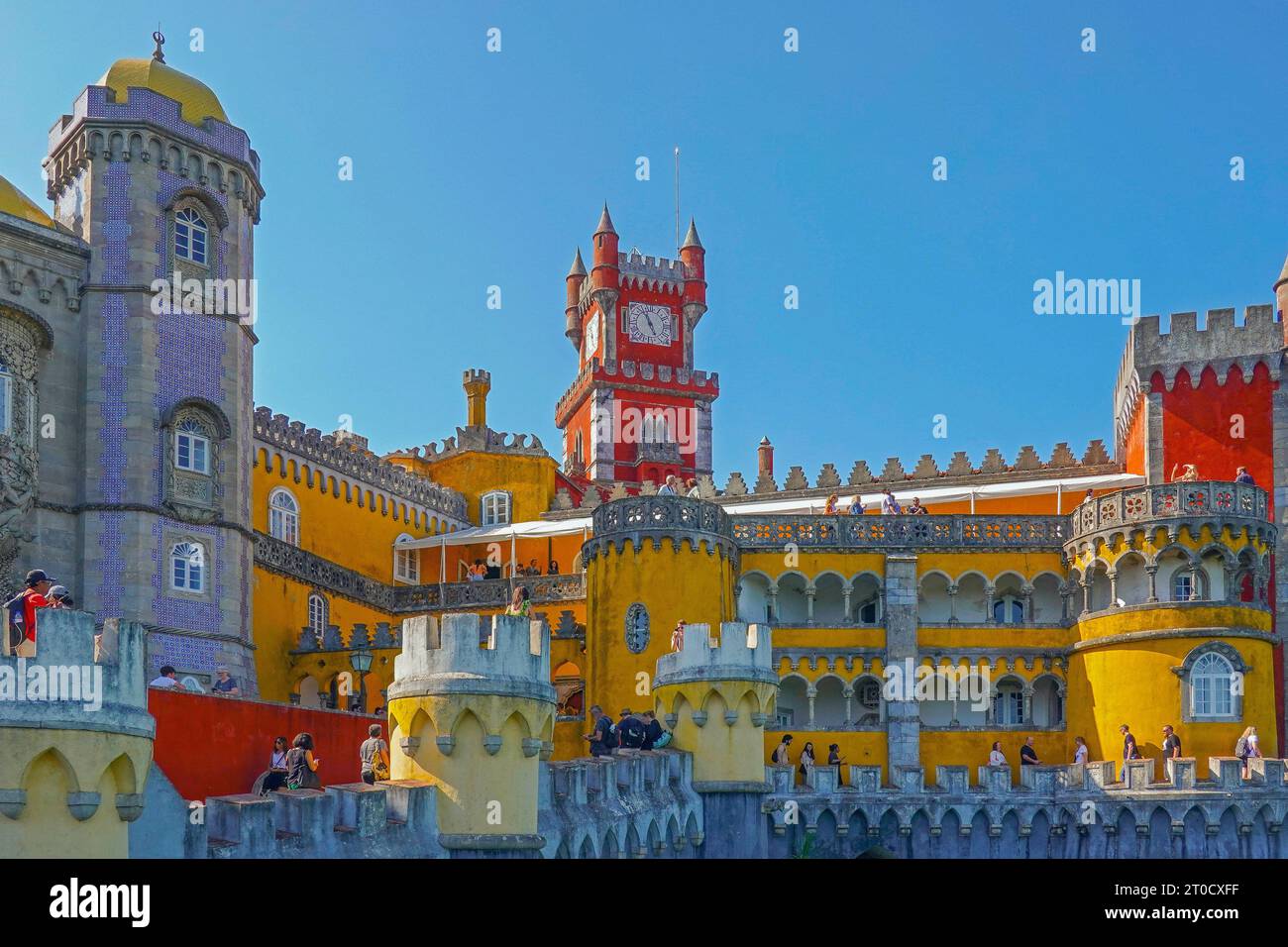 Portogallo, Lisbona, Palacio da pena, è un castello a Sao Pedro de Penaferrim, nel comune di Sintra, sulla Riviera portoghese. Foto Stock