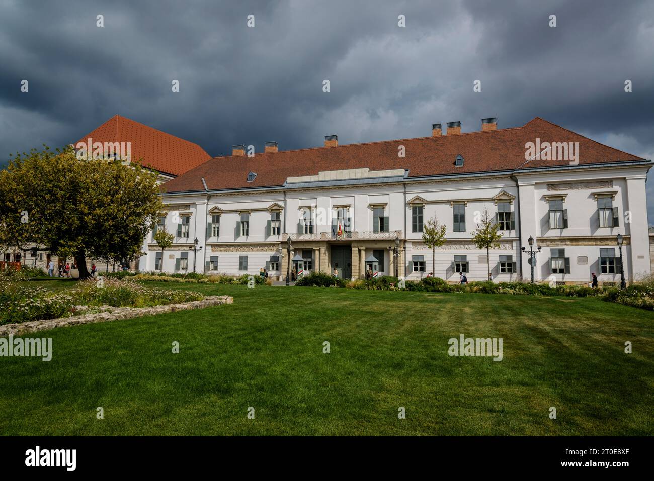 Palazzo Sándor, situato accanto al complesso del Castello di Buda nell'antico quartiere del Castello, è stato la residenza ufficiale e lo spazio di lavoro del pre-castello Foto Stock