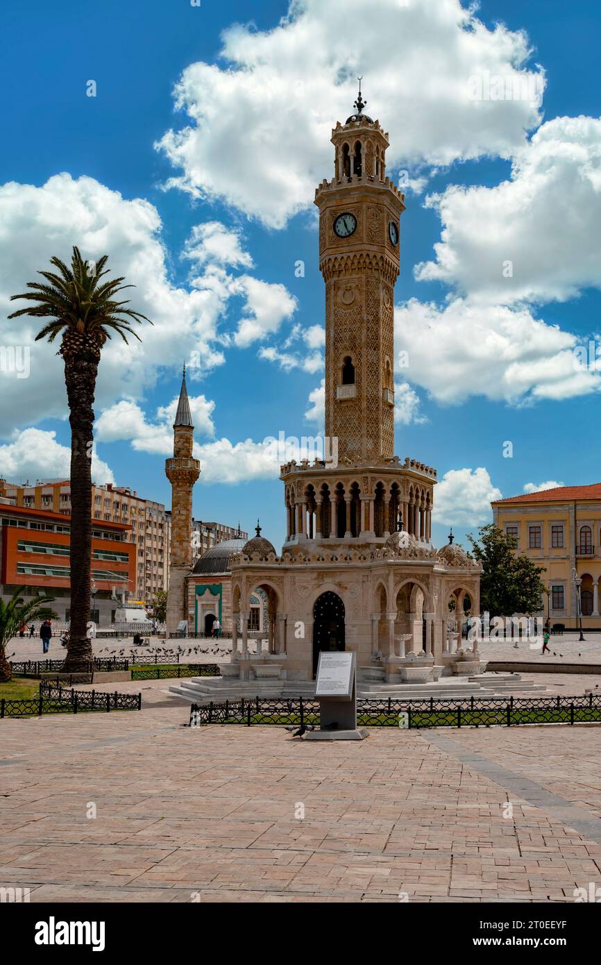 Torre dell'orologio nel centro città di smirne, Turchia Foto Stock