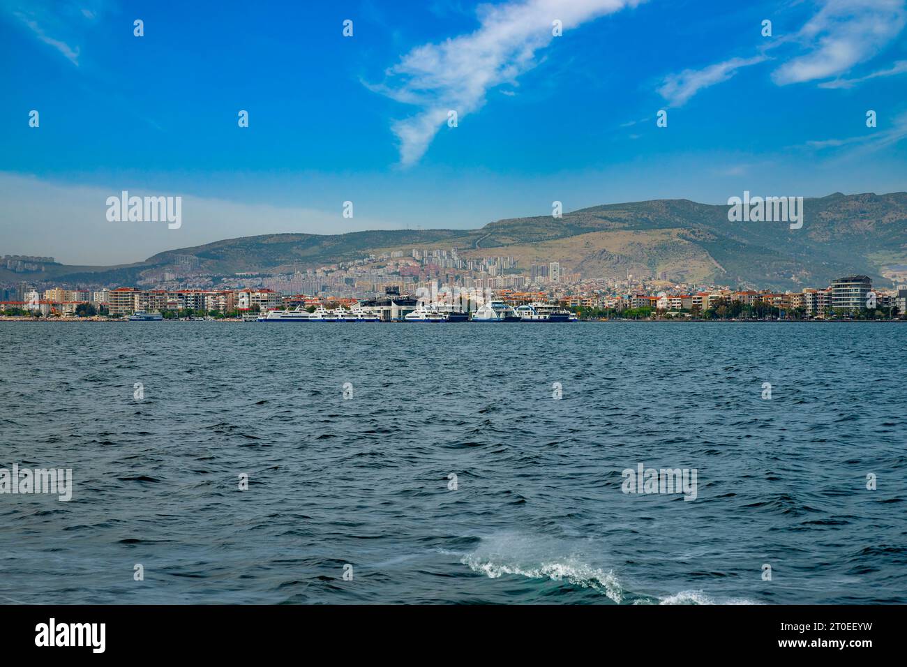 Vista di Karsiyaka, città di smirne, Turchia Foto Stock