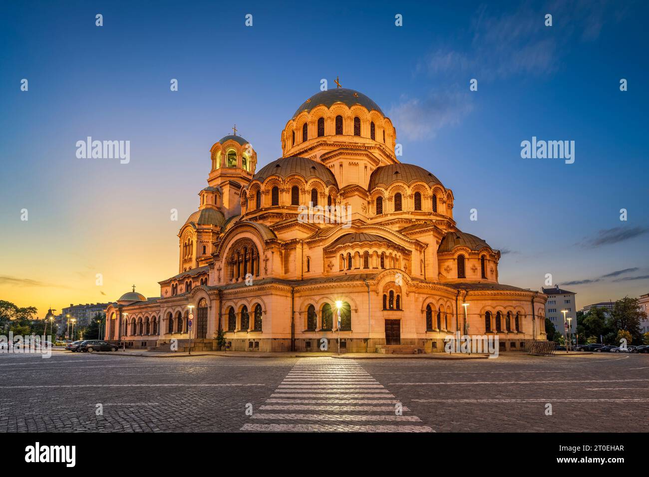 Cattedrale Alexander Nevsky a Sofia, Bulgaria durante un tramonto Foto Stock Cattedrale Alexander Nevsky a Sofia, Bulgaria durante un tramonto Foto Stock