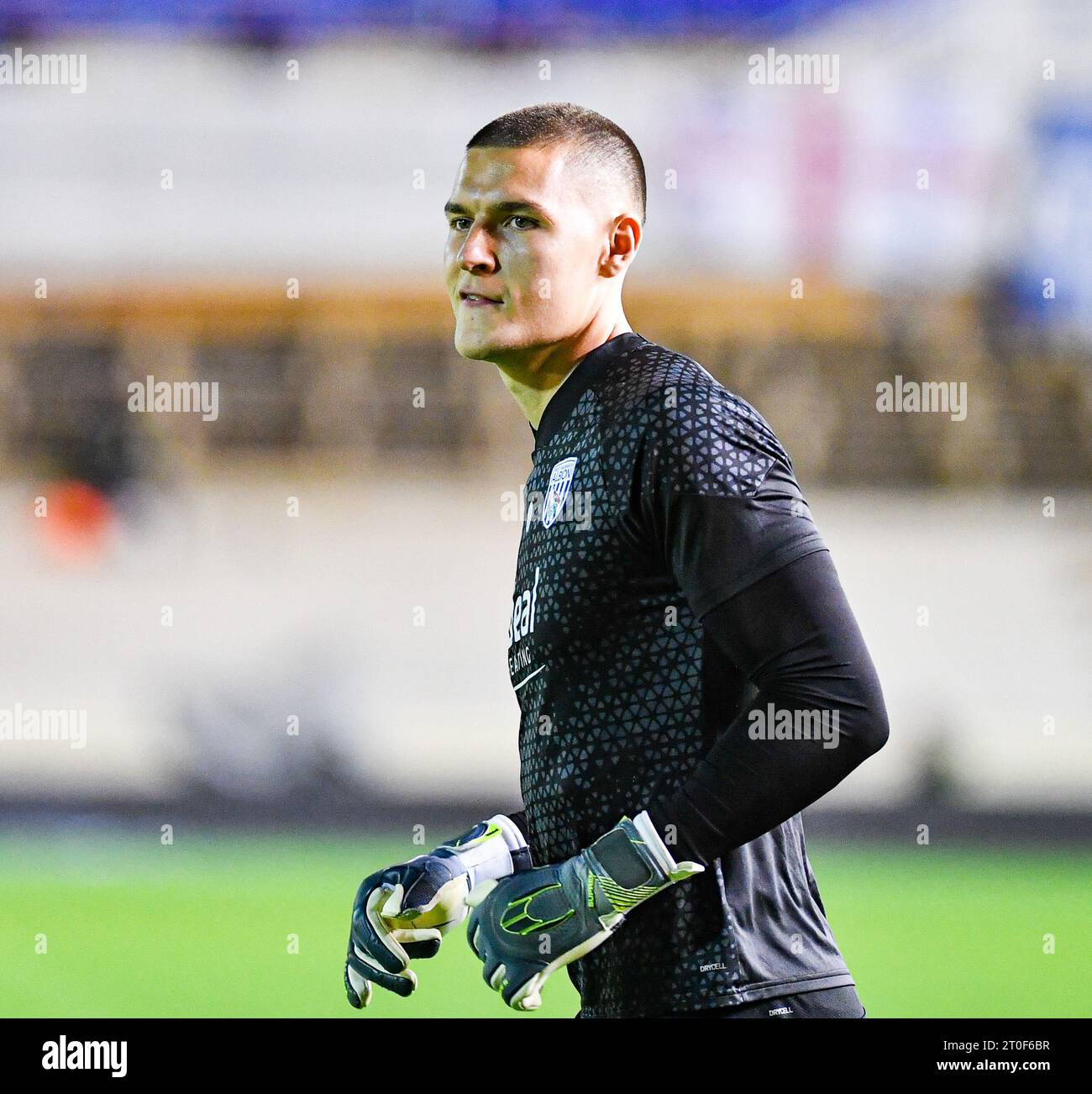 6 ottobre 2023; St Andrews, Birmingham, West Midlands, Inghilterra; EFL Championship Football, Birmingham City contro West Bromwich Albion; Ted Cann del West Bromwich Albion durante il warm-up pre-partita Foto Stock