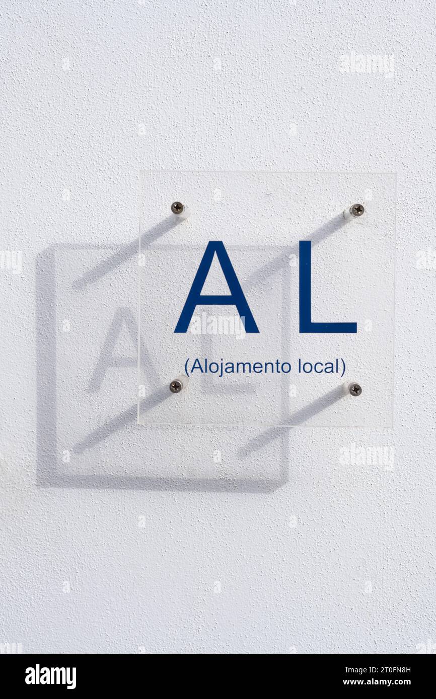 Cartello locale Alojamento fuori dalla sistemazione locale, Portogallo Foto Stock