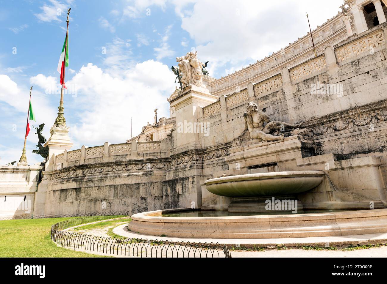 Scenari architettonici del Monumento Nazionale Vittorio Emanuele II (altare della Patria) a Roma, regione Lazio, Italia. (Parte III) Foto Stock