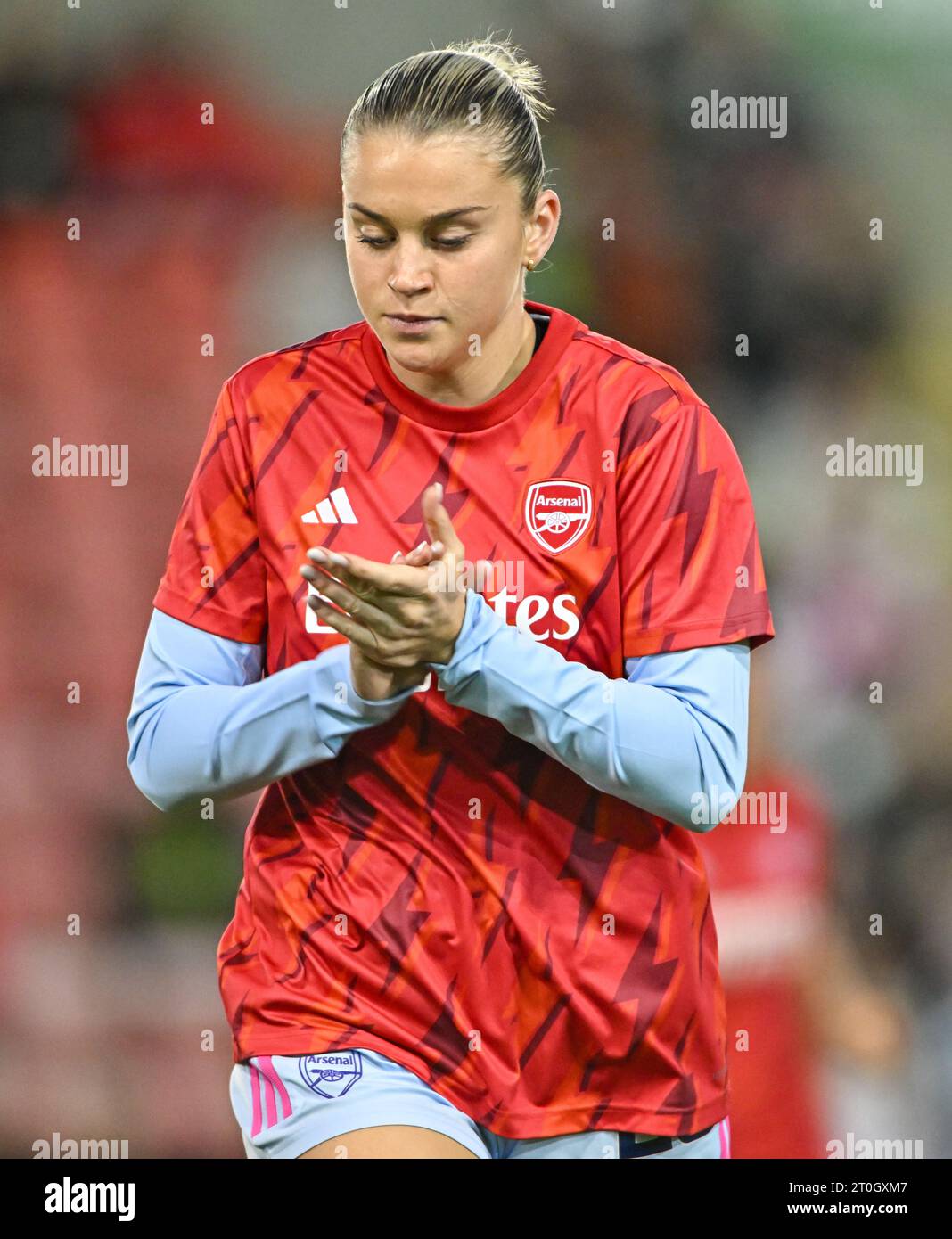 Leigh Sports Village, Leigh, Greater Manchester, Inghilterra. 6 ottobre 2023. Alessia Russo #23 batte i tifosi dell'Arsenal mentre si riscalda, durante il Manchester United Women Football Club V Arsenal Women Football Club al Leigh Sports Village, nella Barclays Women's Super League/Women's Super League. (Immagine di credito: ©Cody Froggatt/Alamy Live News) Foto Stock