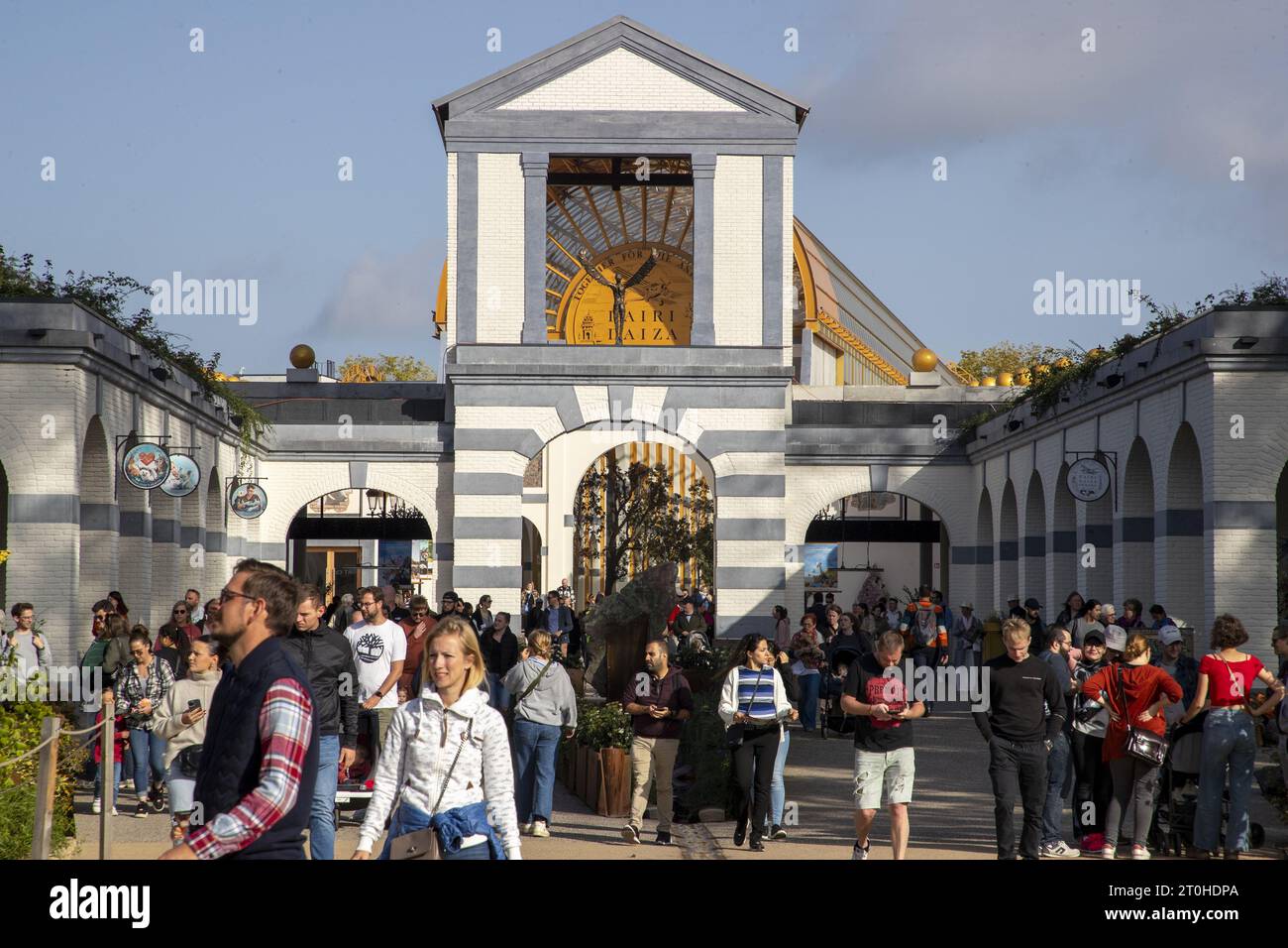 Brugelette, Belgio. 7 ottobre 2023. L'illustrazione mostra il nuovo ingresso del Pairi Daiza Animal parc a Brugelette sabato 07 ottobre 2023. BELGA PHOTO NICOLAS MAETERLINCK Credit: Belga News Agency/Alamy Live News Foto Stock