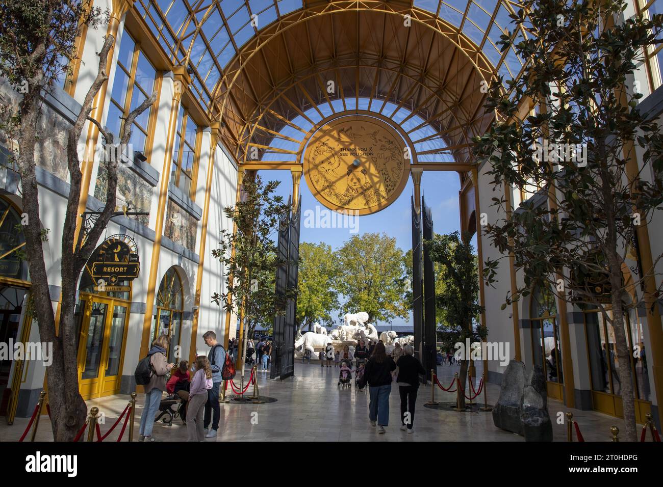 Brugelette, Belgio. 7 ottobre 2023. L'illustrazione mostra il nuovo ingresso del Pairi Daiza Animal parc a Brugelette sabato 07 ottobre 2023. BELGA PHOTO NICOLAS MAETERLINCK Credit: Belga News Agency/Alamy Live News Foto Stock